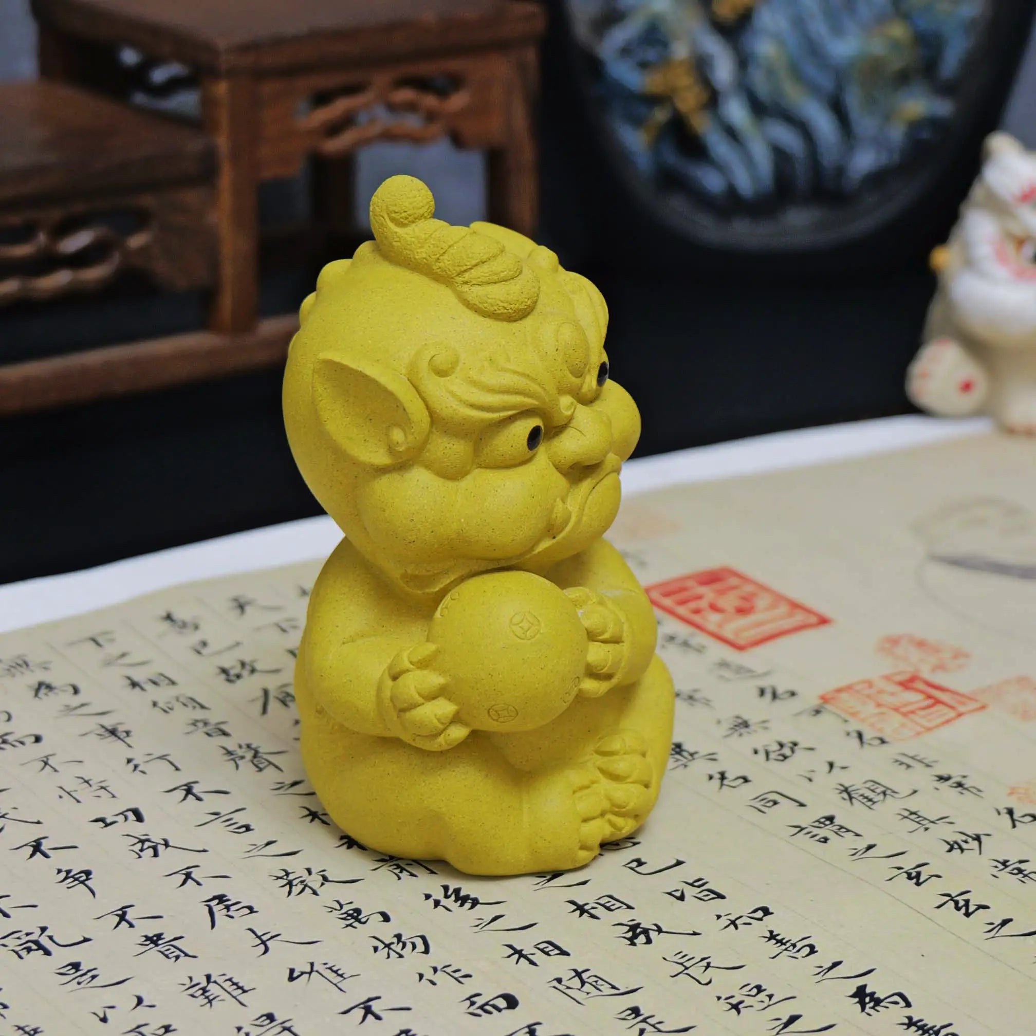 Yixing Clay Handmade Coin Ball Guardian Lion Tea Pet