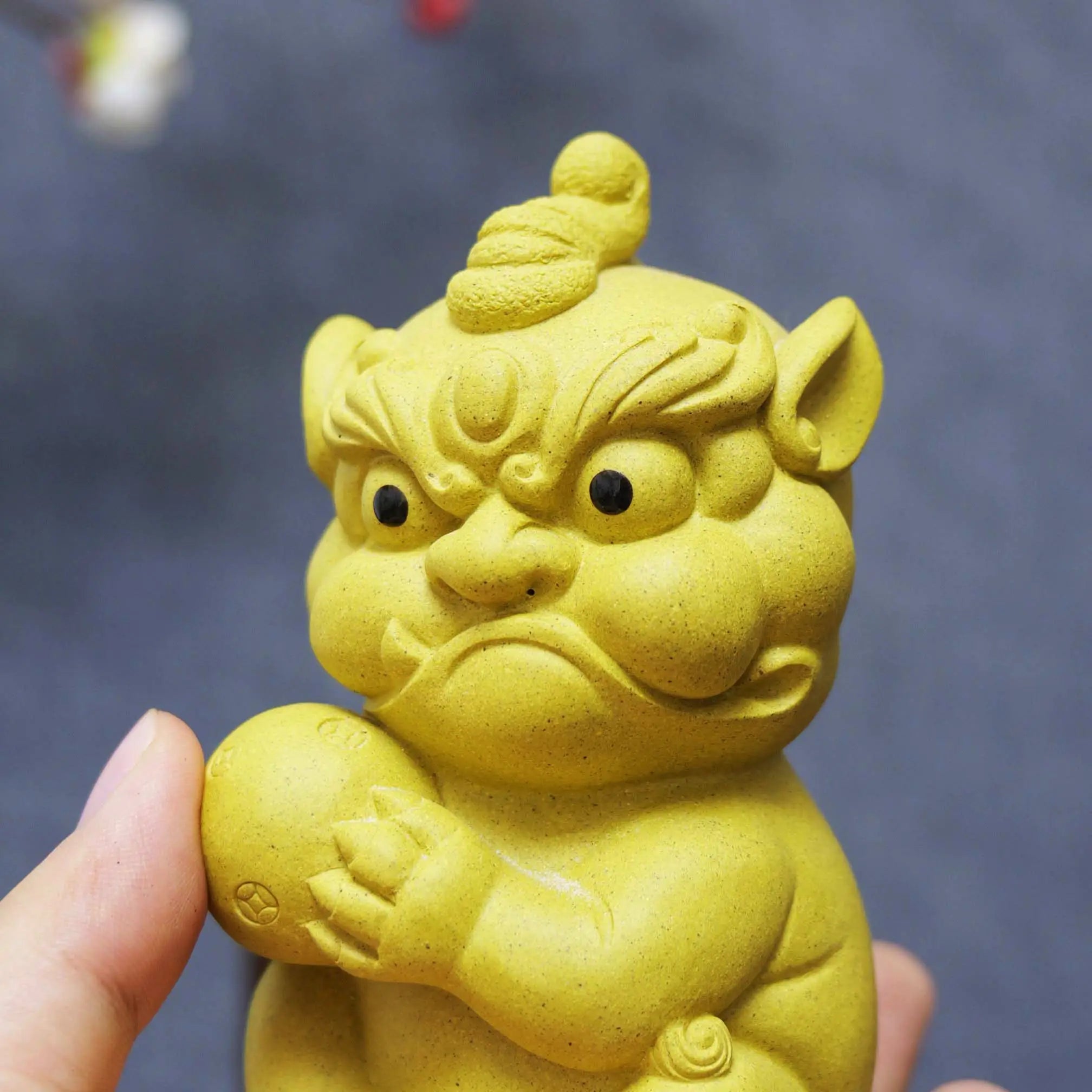 Yixing Clay Handmade Coin Ball Guardian Lion Tea Pet