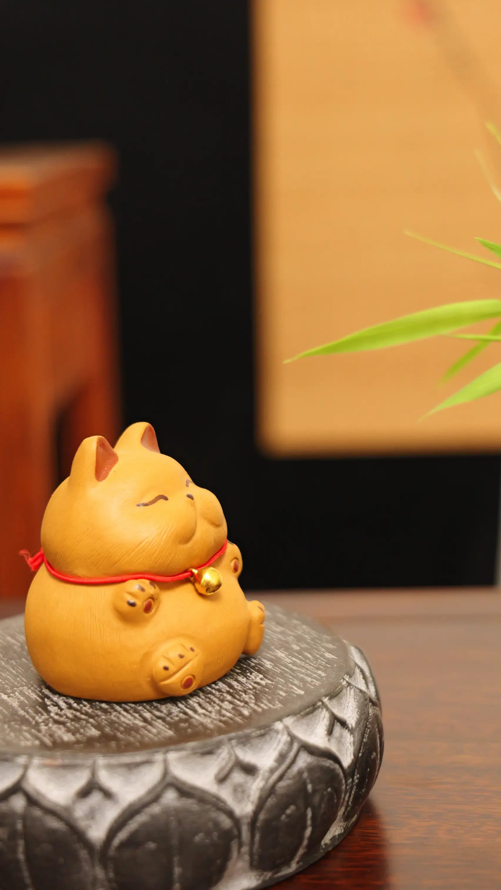 Yixing Clay Handmade Lucky Cat Tea Pet