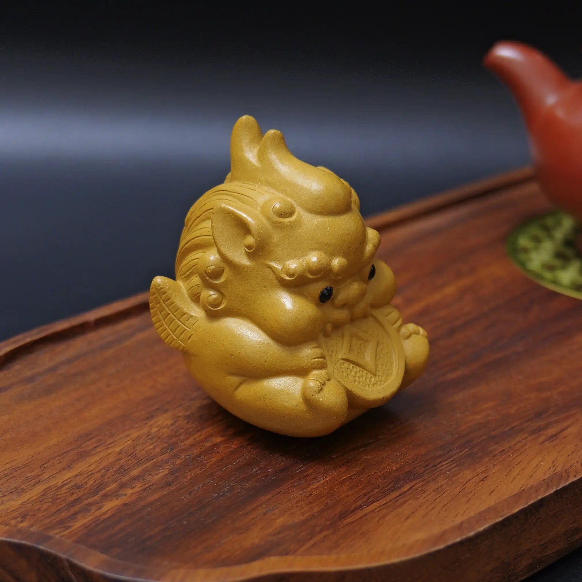 Yixing Handmade Wealth-Attracting Dragon Zisha Tea Pet (Cute Style with Coin)