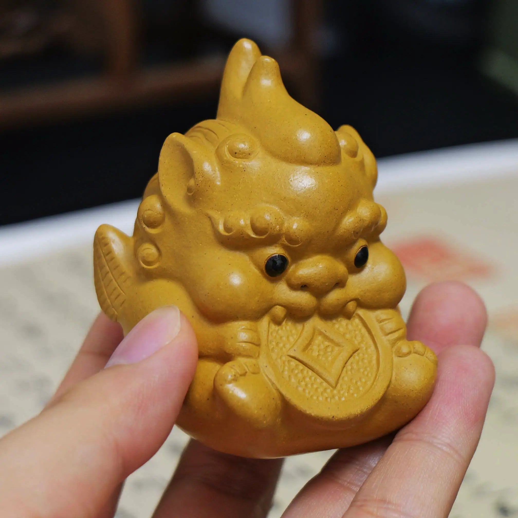 Yixing Handmade Wealth-Attracting Dragon Zisha Tea Pet (Cute Style with Coin)