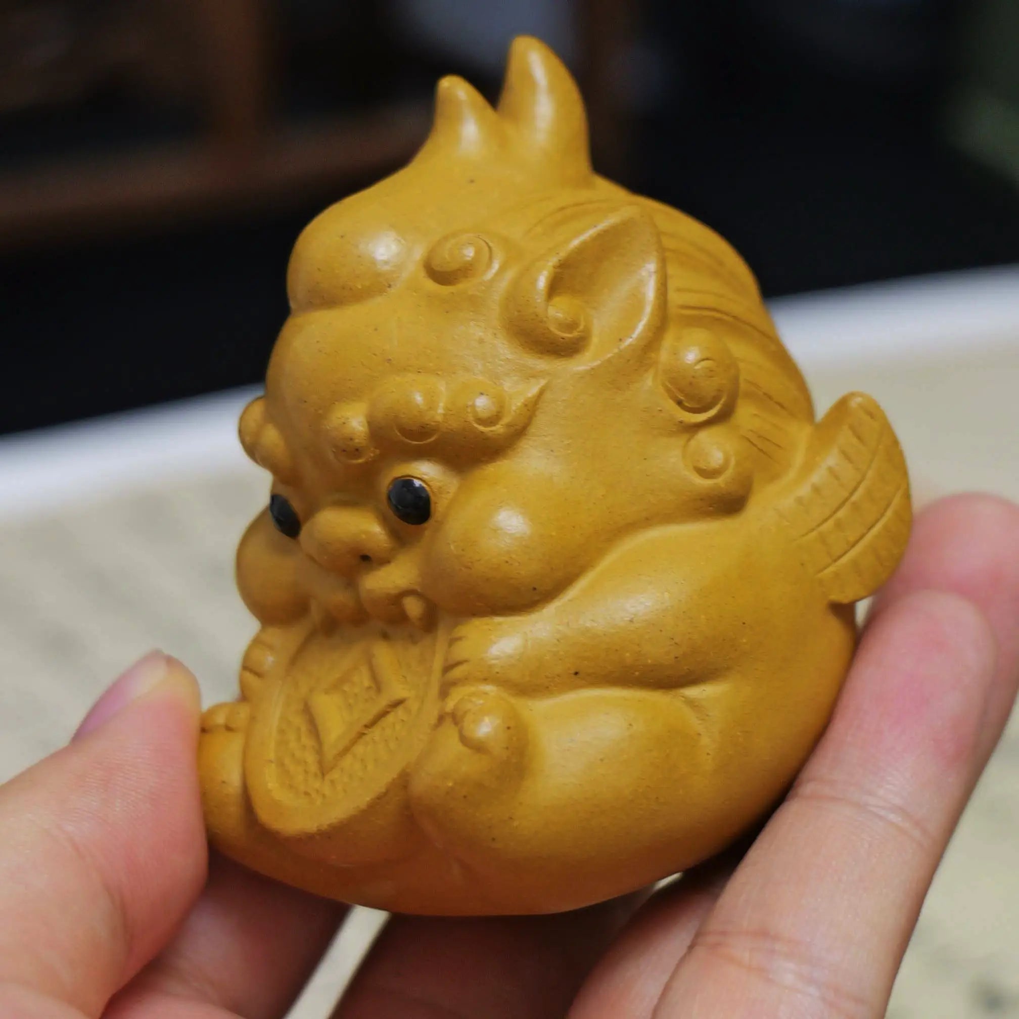 Yixing Handmade Wealth-Attracting Dragon Zisha Tea Pet (Cute Style with Coin)