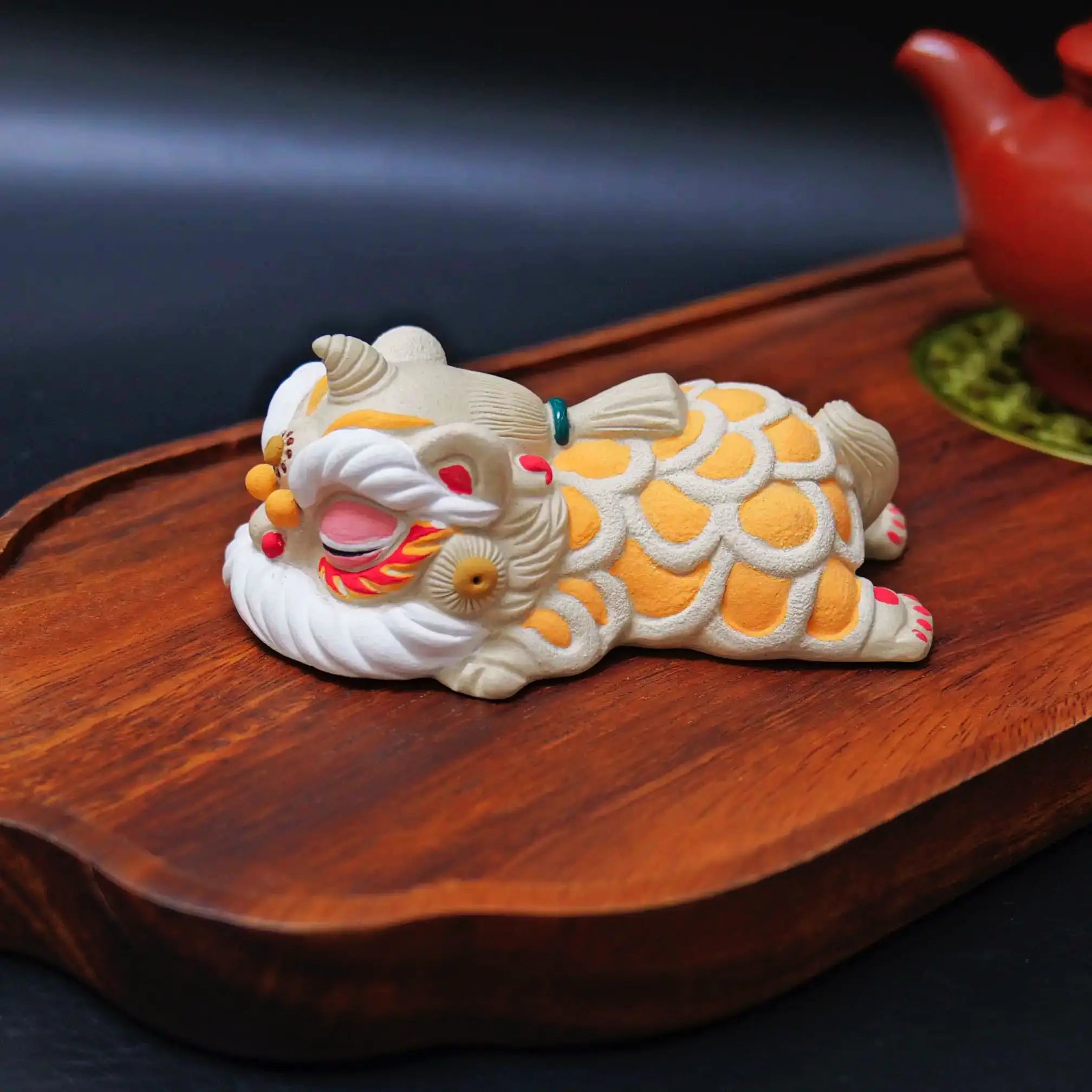 Yixing White Clay Handmade Sleeping Guardian Lion Tea Pet