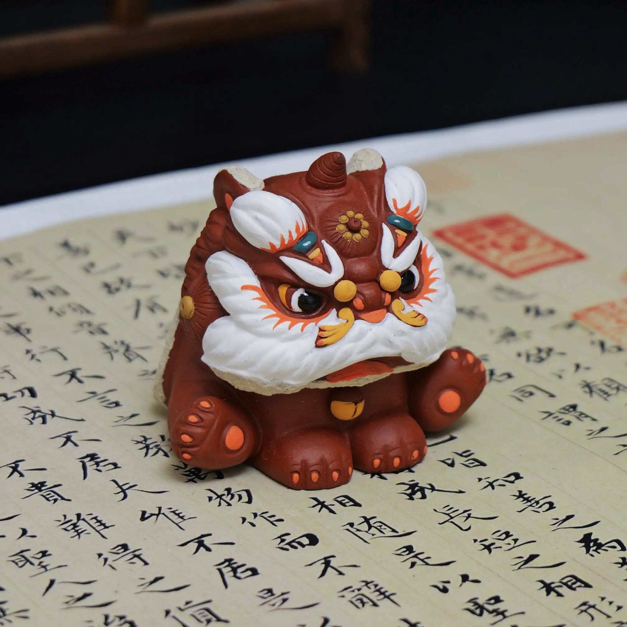 Yixing Zhu Ni Clay Handmade Sitting Guardian Lion Tea Pet