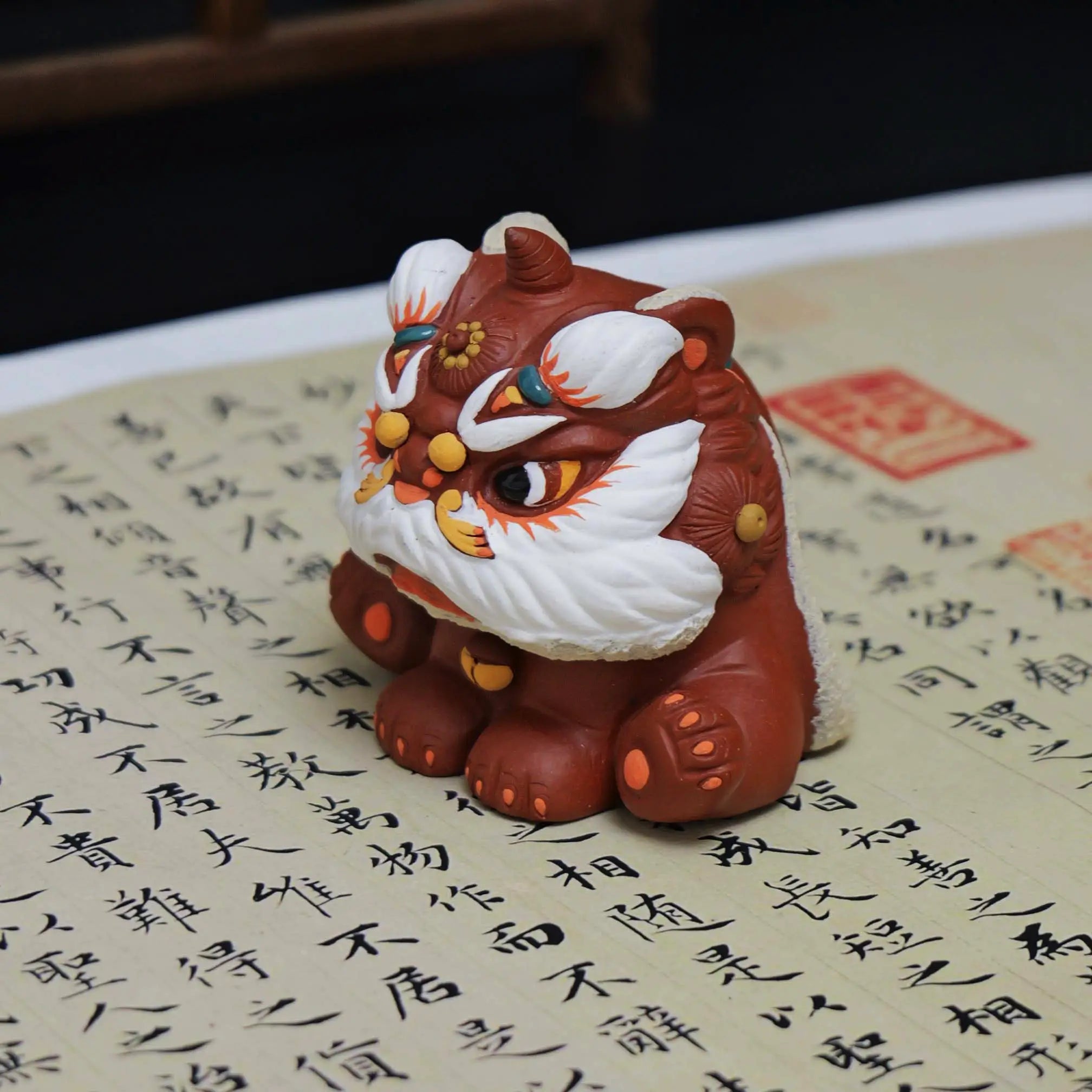 Yixing Zhu Ni Clay Handmade Sitting Guardian Lion Tea Pet