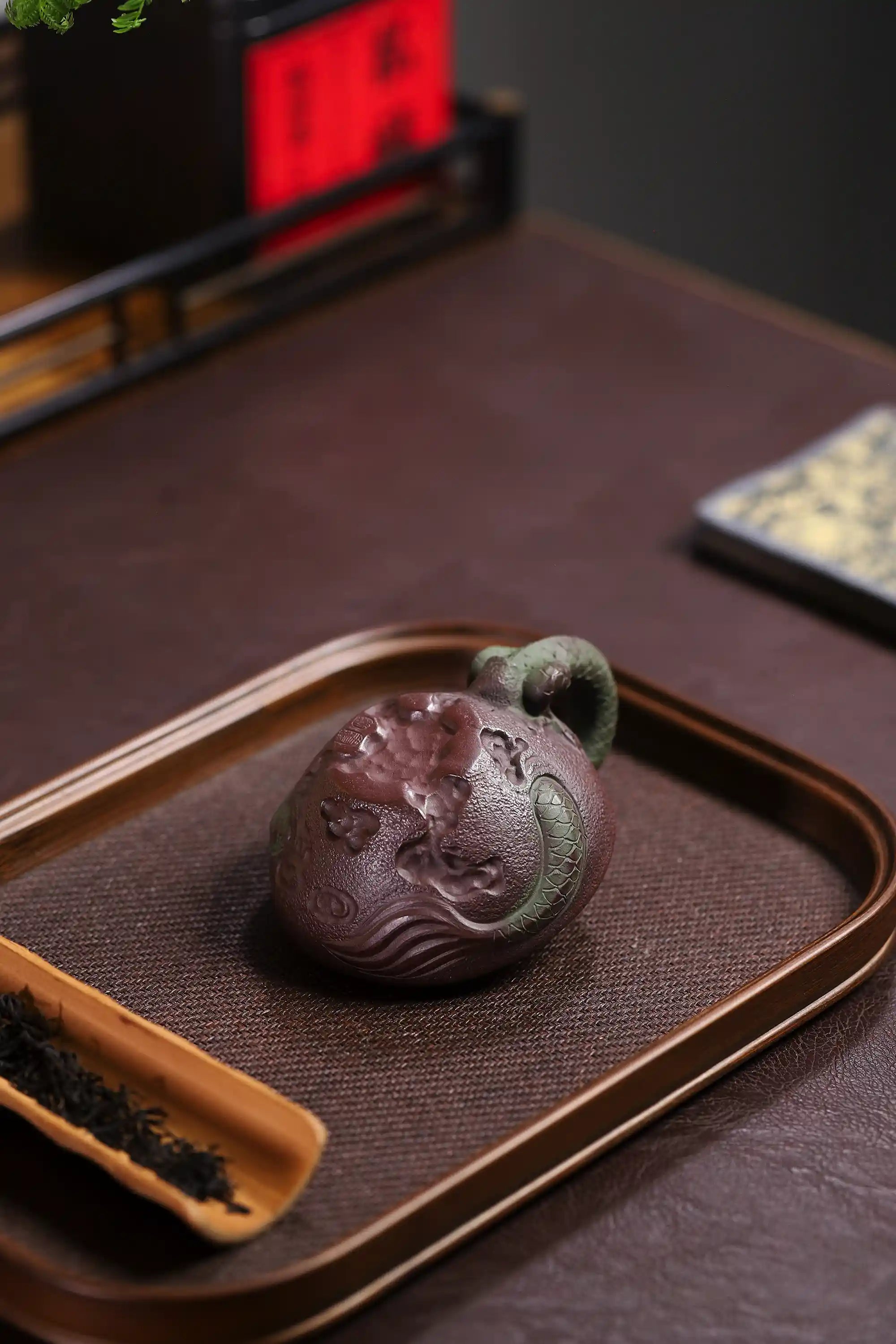 Yixing Zisha Hand-Carved Dragon Head Tea Cup