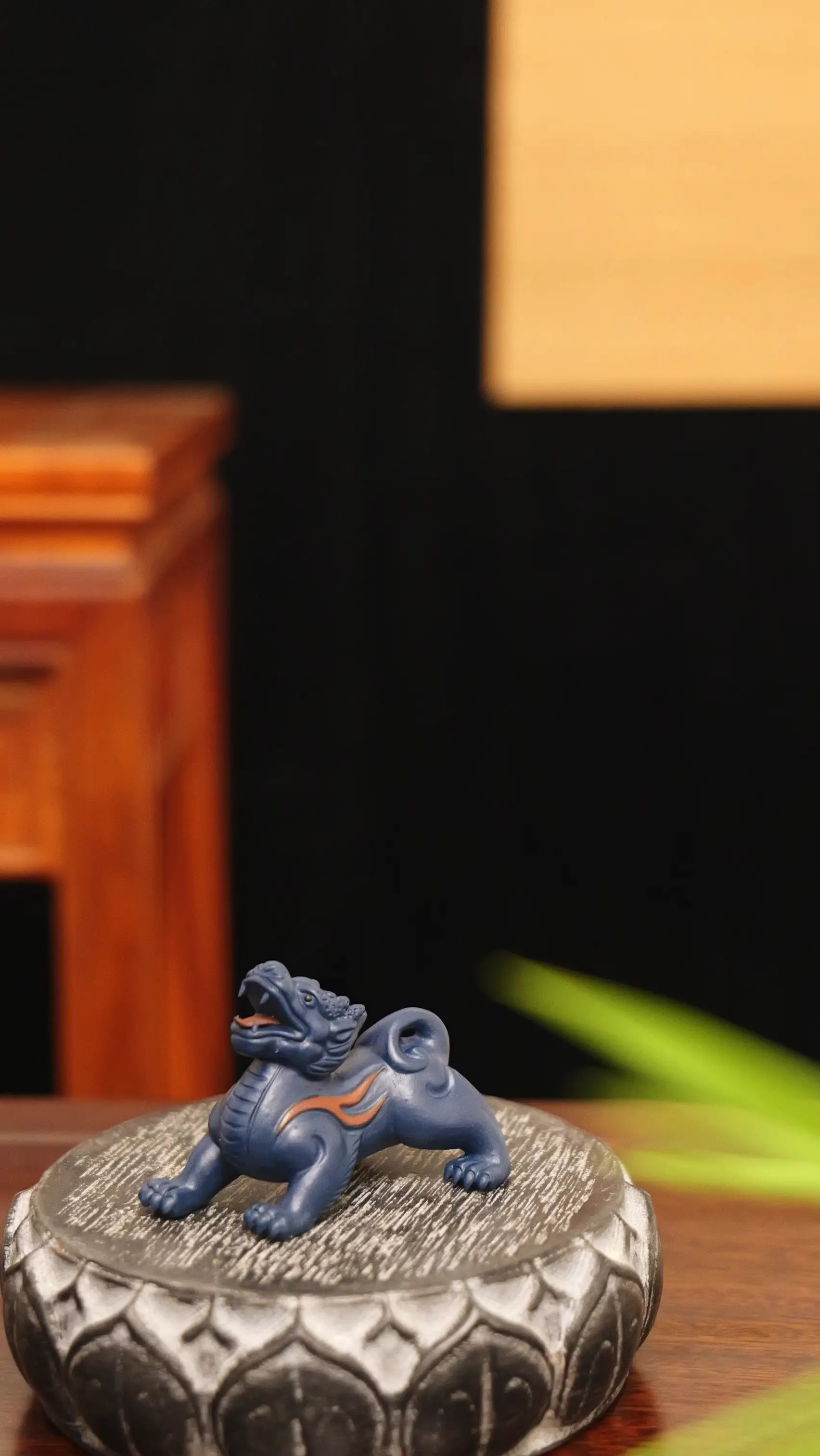 Yixing Zisha Handmade Auspicious Kylin Tea Pet