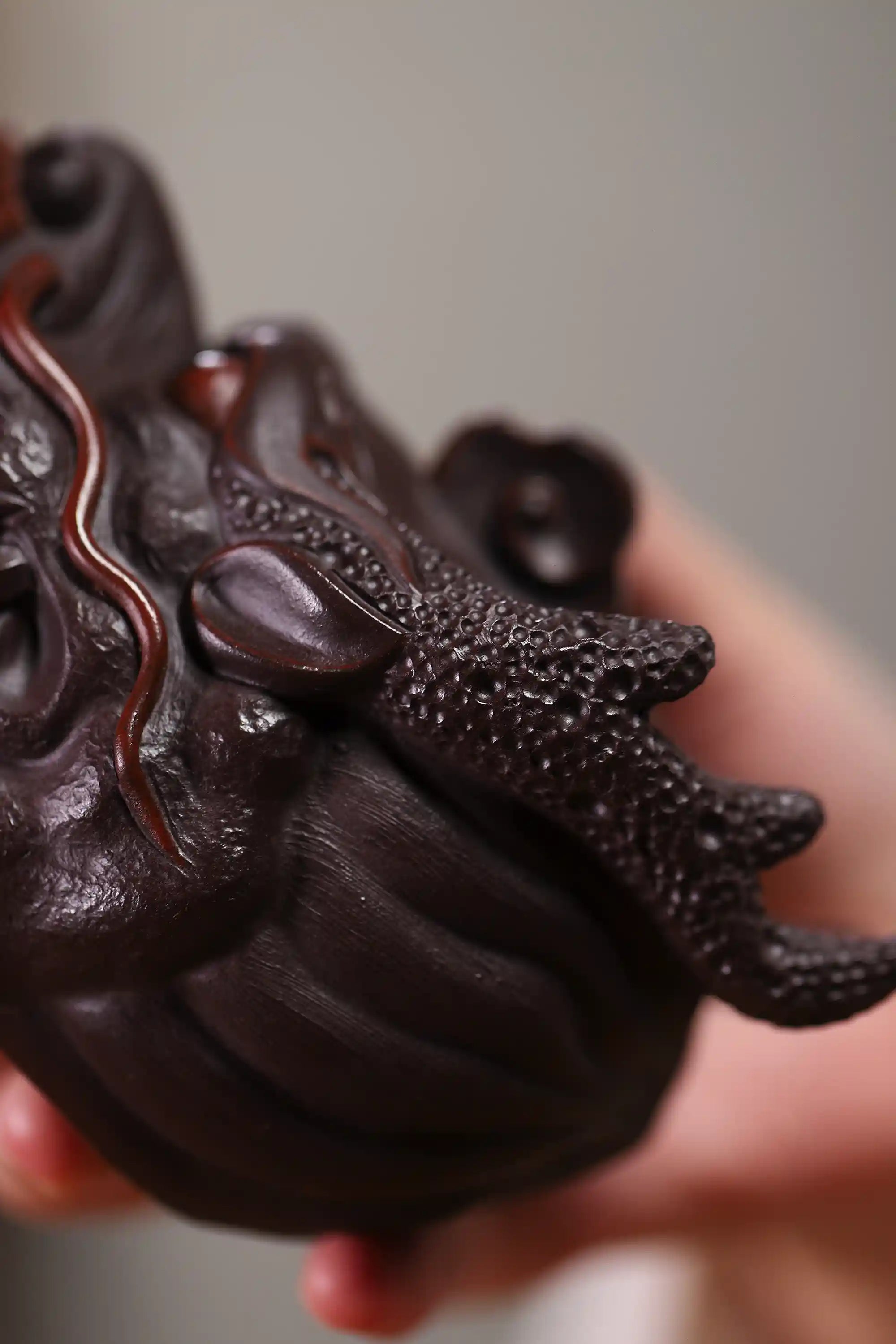 Yixing Zisha Handmade Bionic Dragon Head Teapot