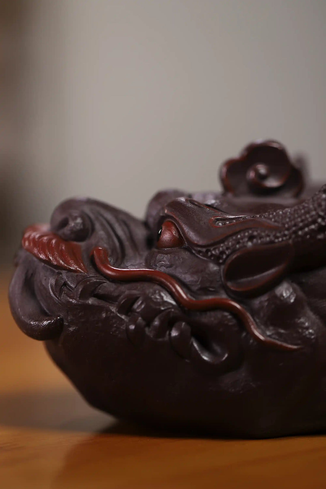 Yixing Zisha Handmade Bionic Dragon Head Teapot