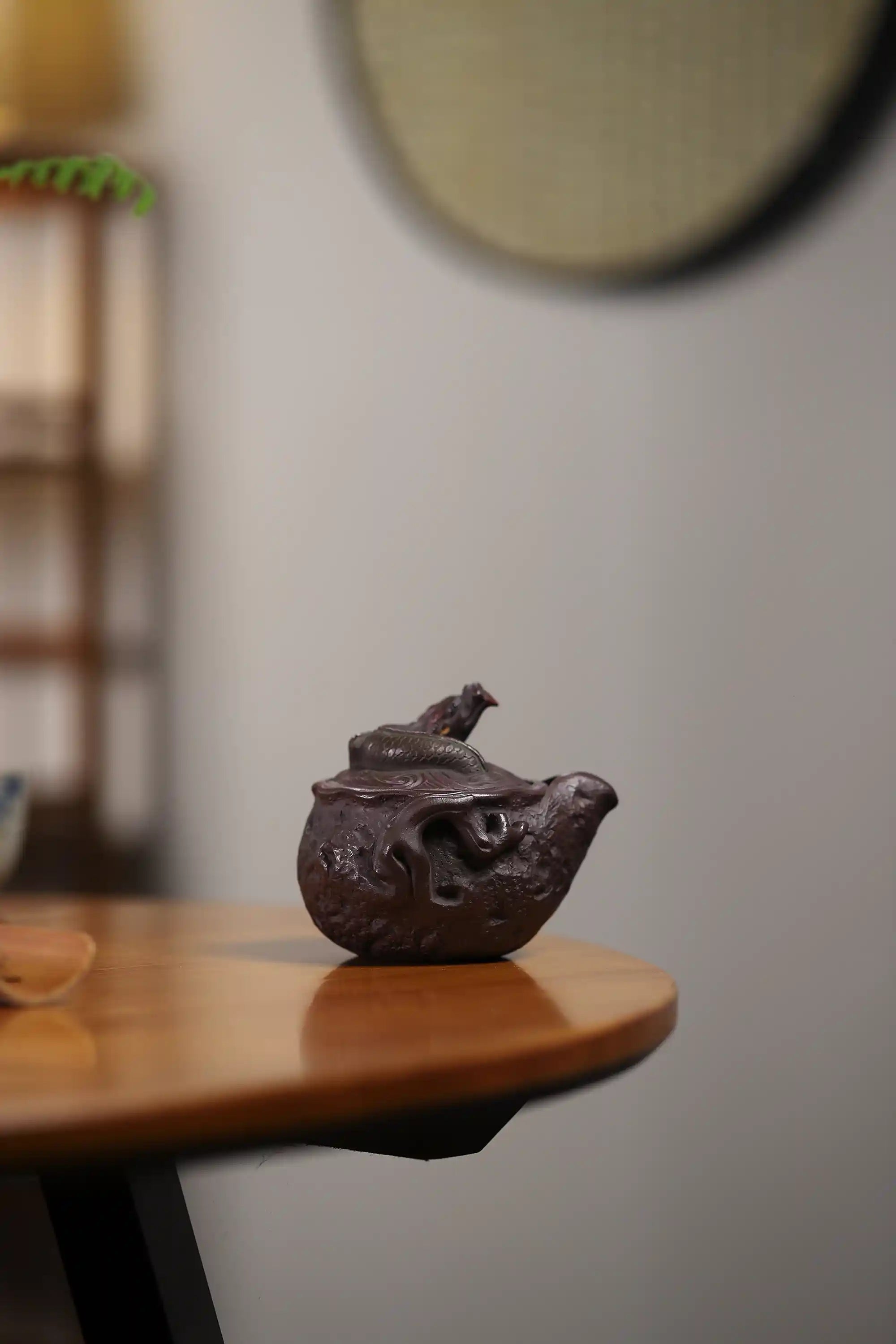 Yixing Zisha Handmade Coiled-Dragon Lid Teapot