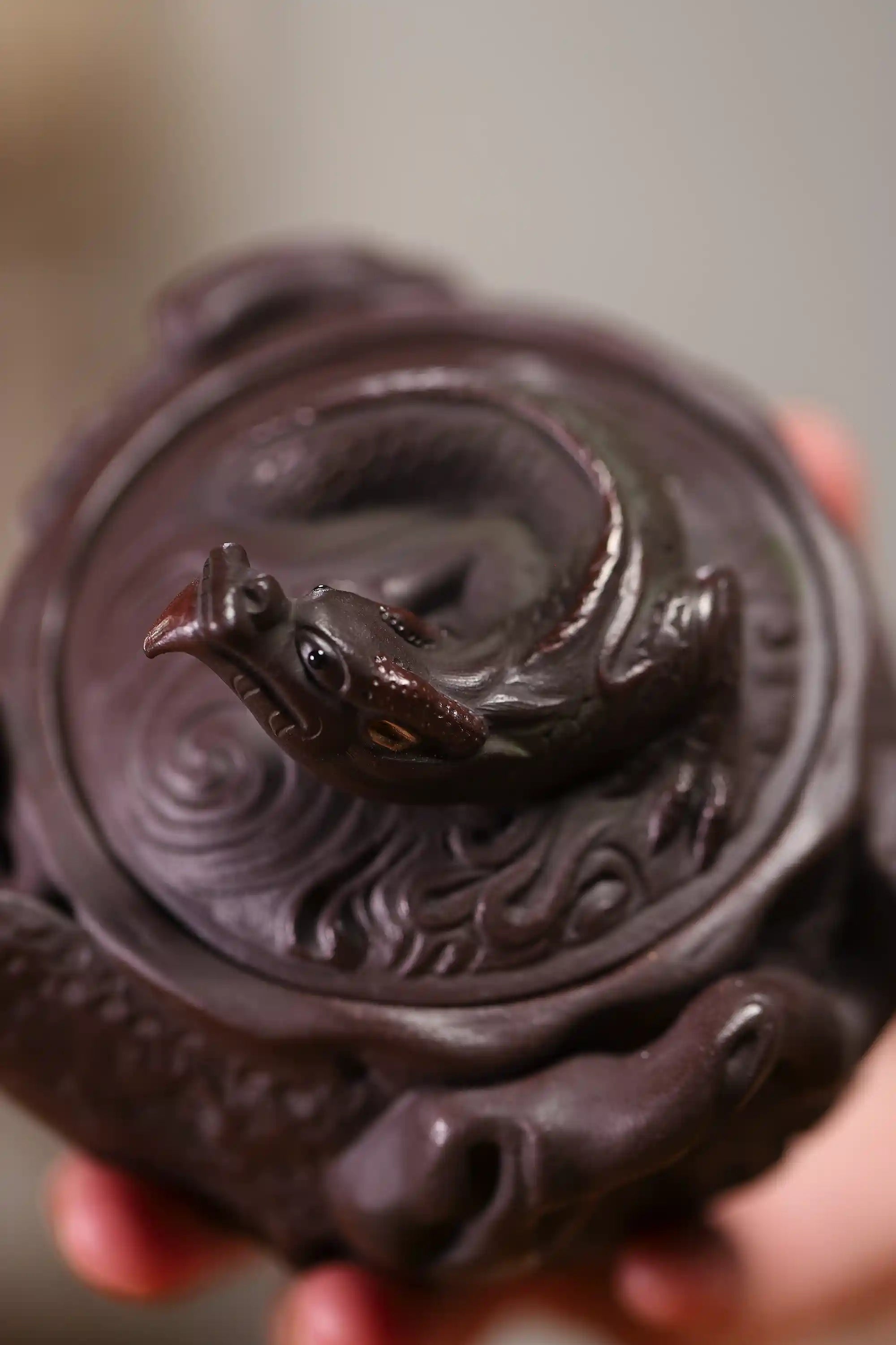 Yixing Zisha Handmade Coiled-Dragon Lid Teapot