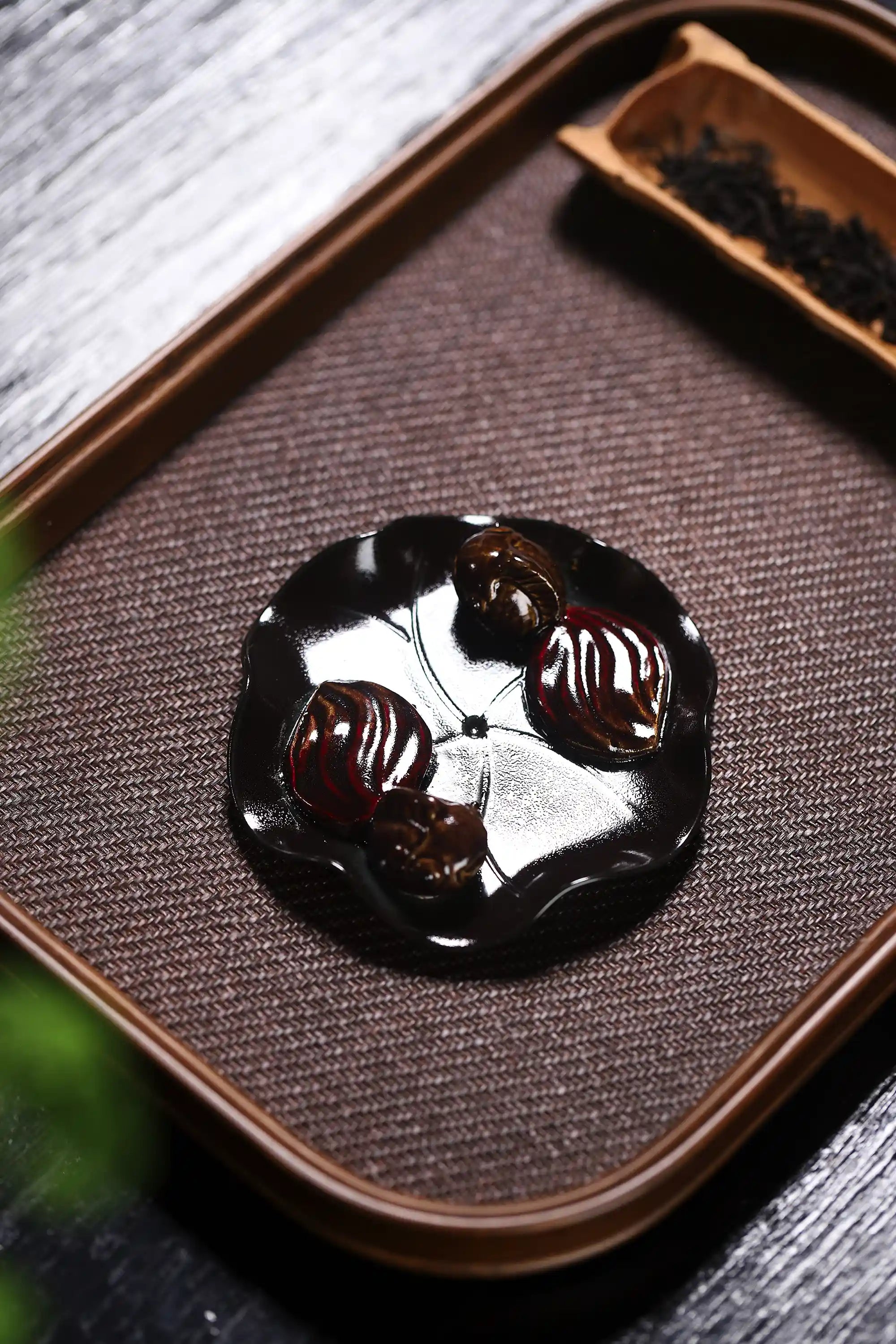 Yixing Zisha Handmade Color - changing Goldfish Tea Pet