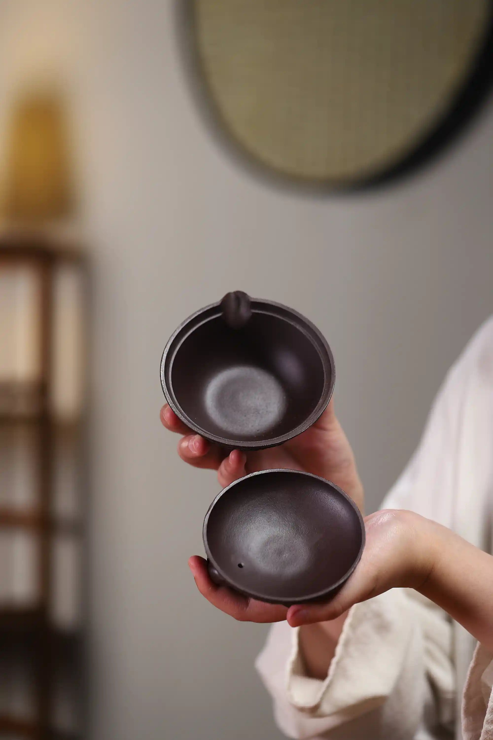 Yixing Zisha Handmade Crab-Lid Teapot