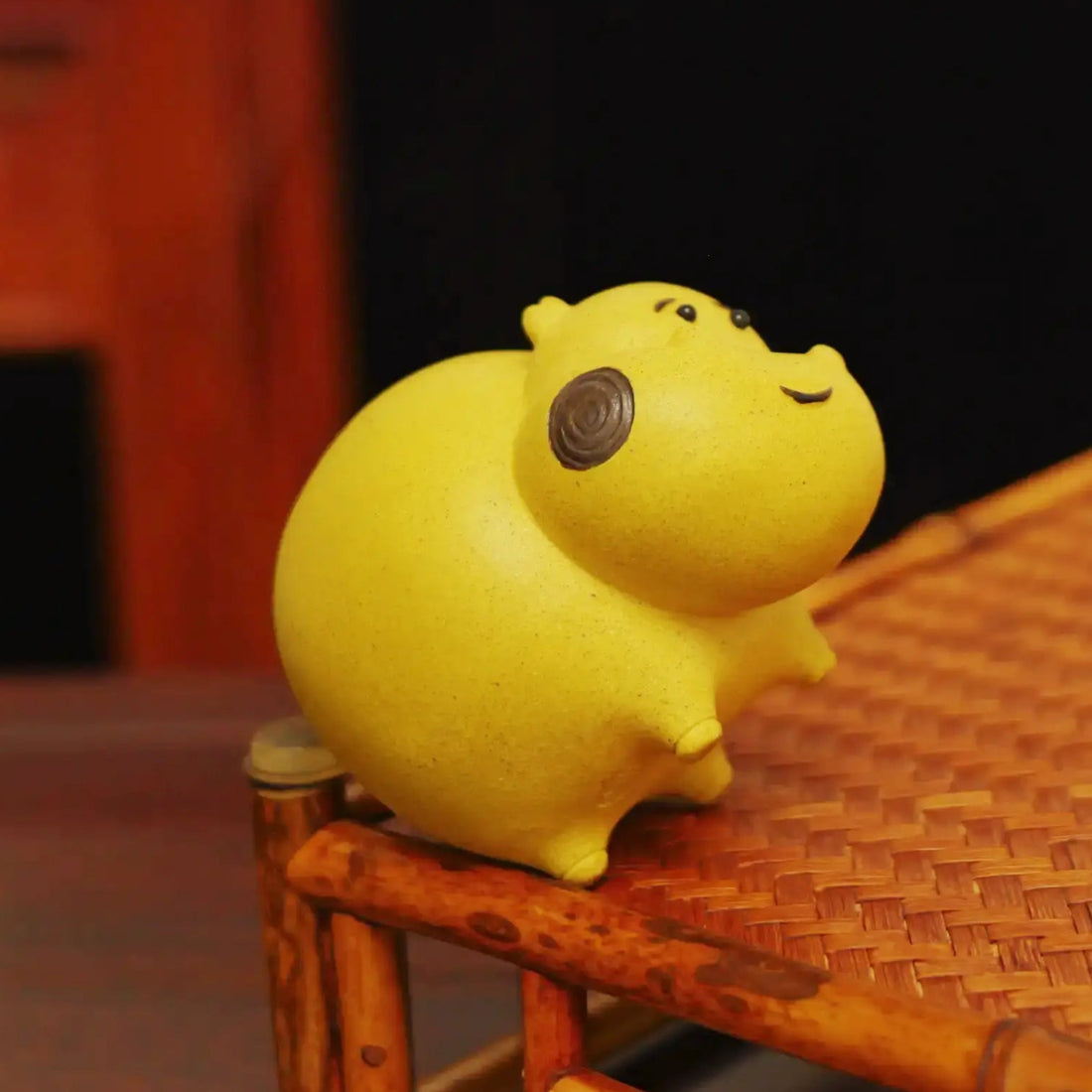 Yixing Zisha Handmade Crouching Ox Tea Pet