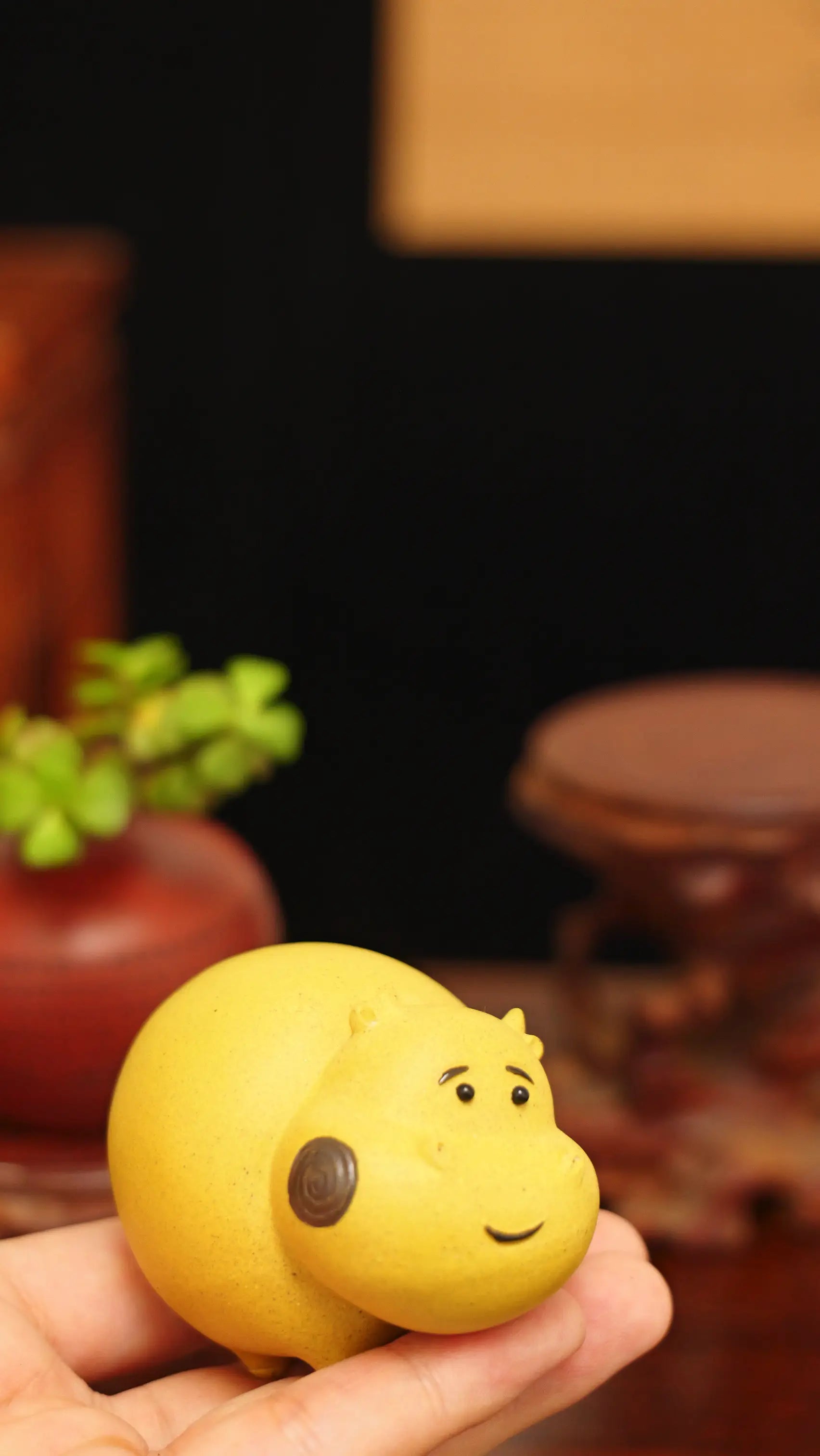 Yixing Zisha Handmade Crouching Ox Tea Pet