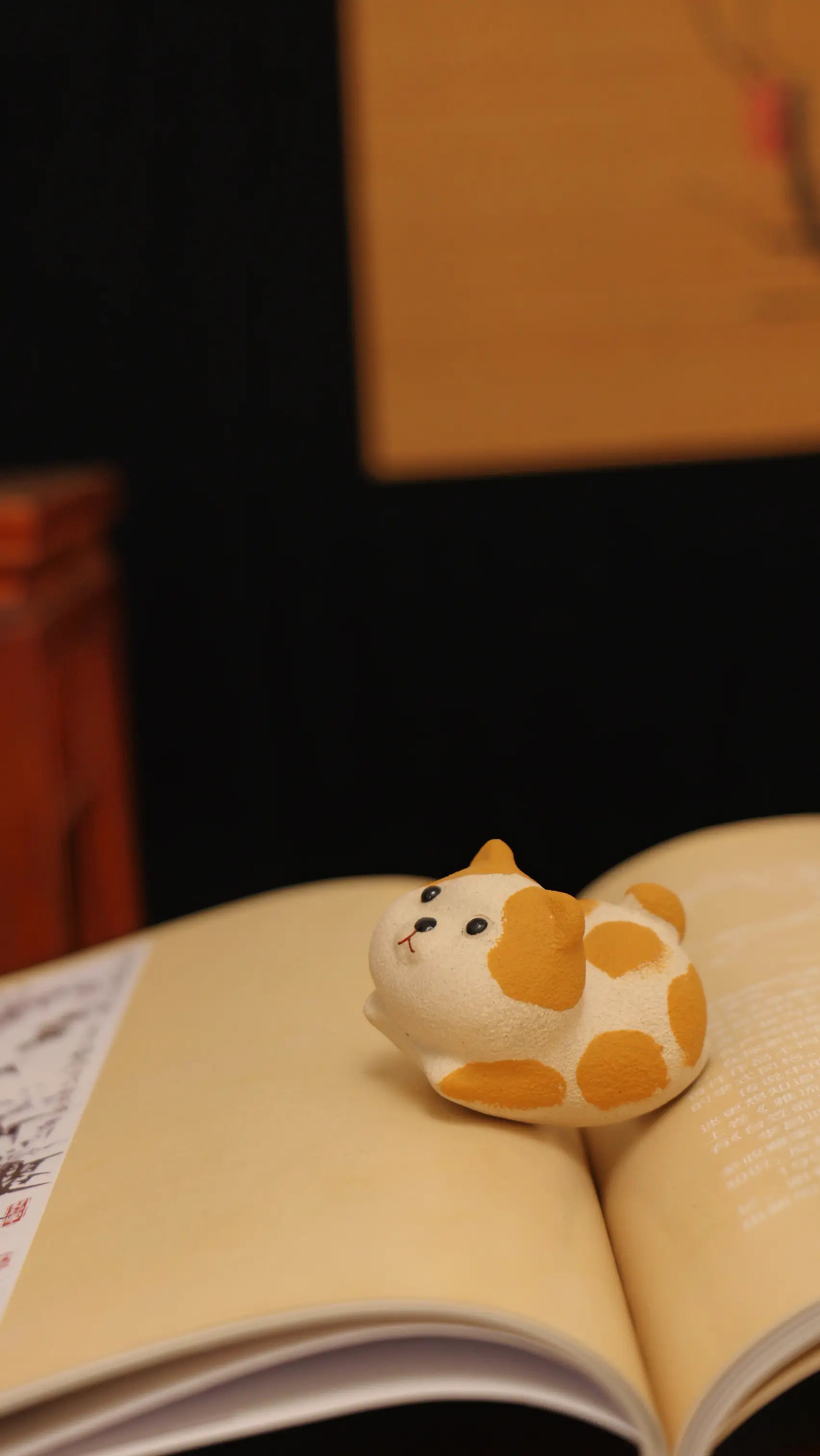 Yixing Zisha Handmade Cute Corgi Tea Pet (Lovely Lying-down Style)