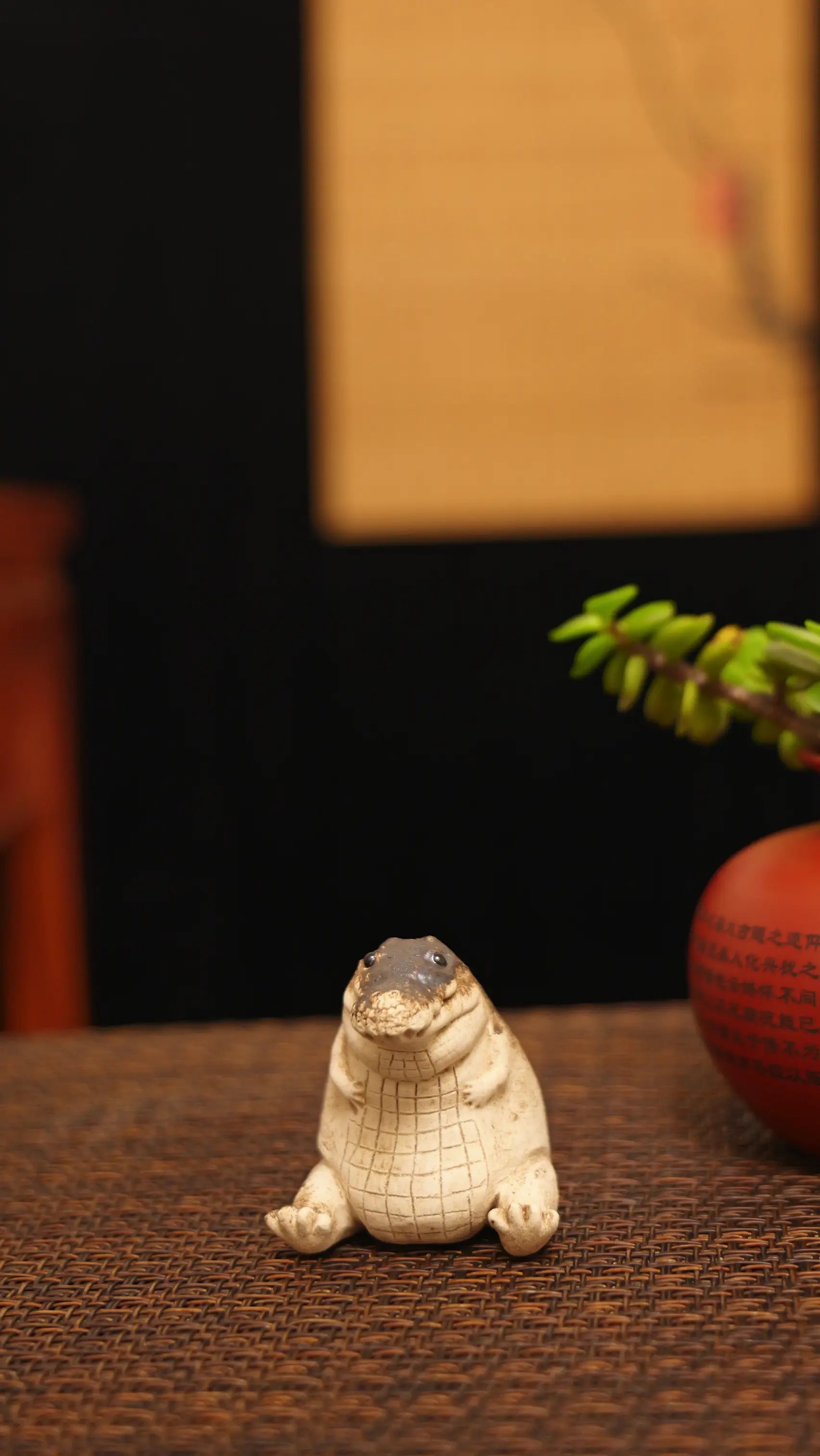 Yixing Zisha Handmade Cute Crocodile Tea Pet