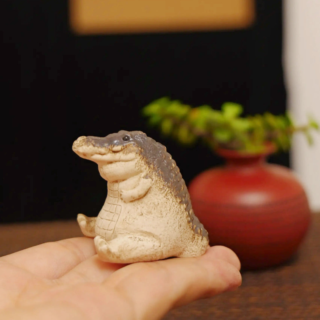 Yixing Zisha Handmade Cute Crocodile Tea Pet