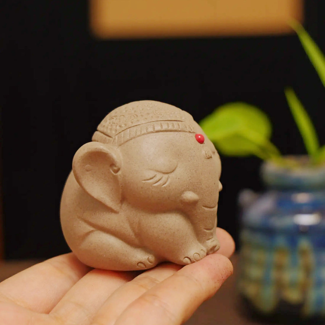 Yixing Zisha Handmade Round Elephant Tea Pet