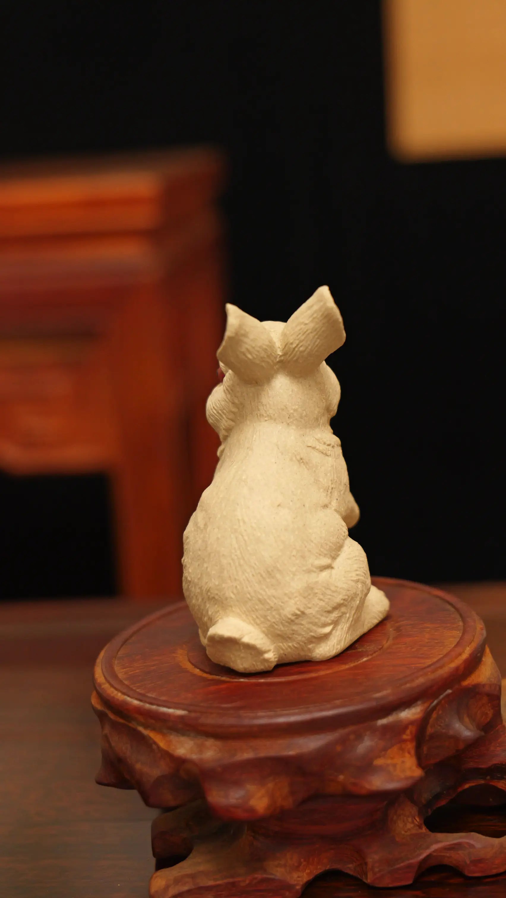 Yixing Zisha Handmade Jade Rabbit Tea Pet (Auspicious Style)