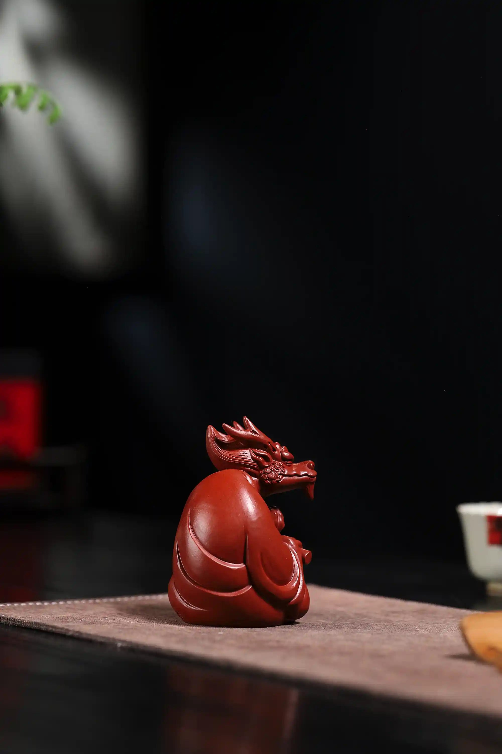 Yixing Zisha Handmade Dragon King Tea Pet (Auspicious Majesty Style)