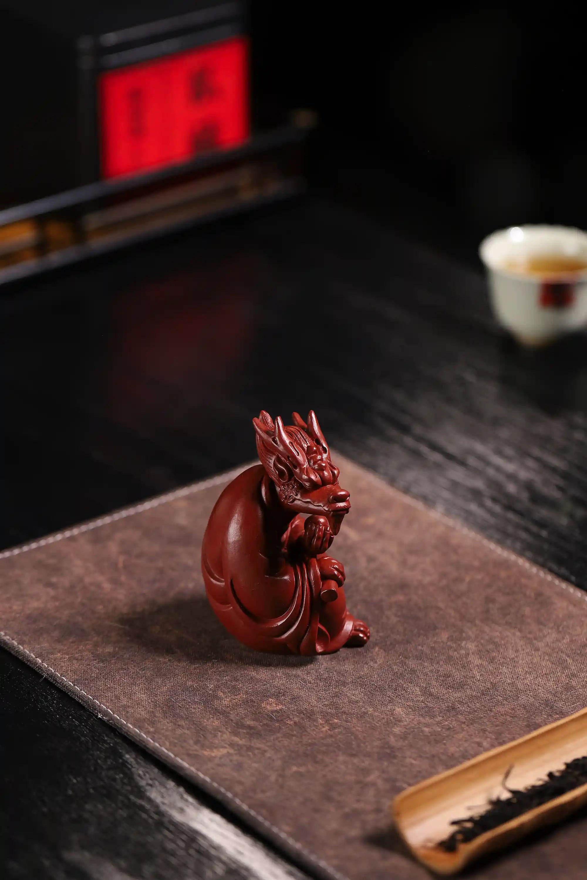 Yixing Zisha Handmade Dragon King Tea Pet (Auspicious Majesty Style)
