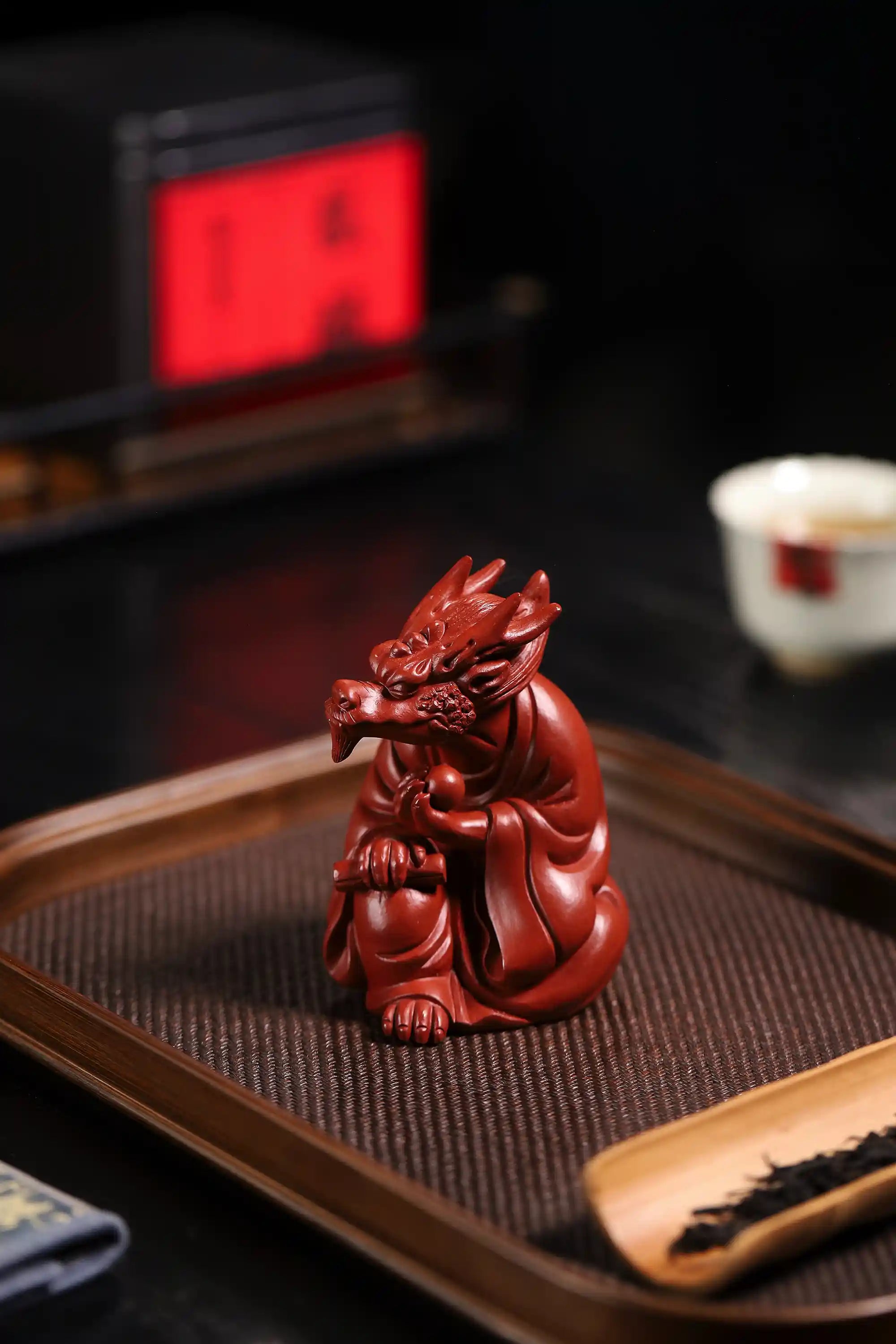 Yixing Zisha Handmade Dragon King Tea Pet (Auspicious Majesty Style)
