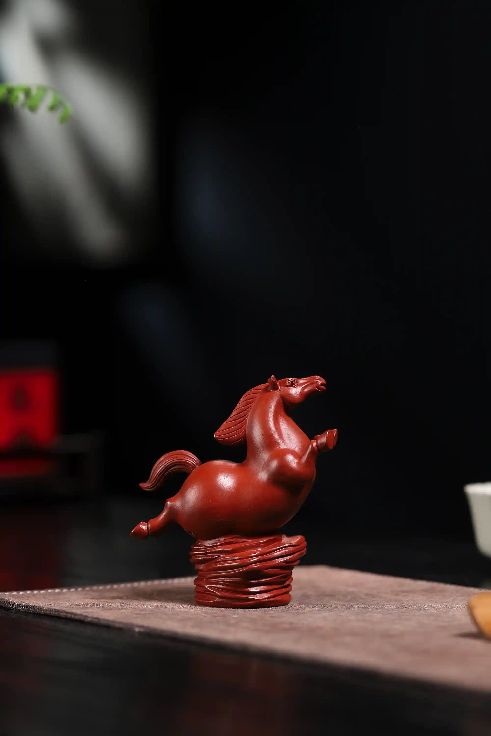 Yixing Zisha Handmade Galloping Horse Tea Pet (Success - Achieving Style)
