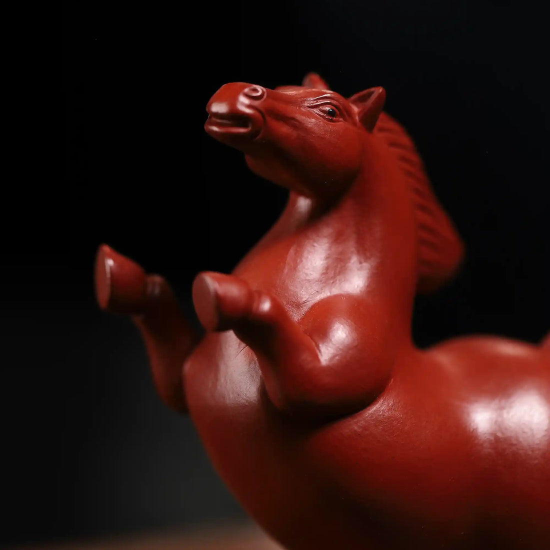 Yixing Zisha Handmade Galloping Horse Tea Pet (Success - Achieving Style)