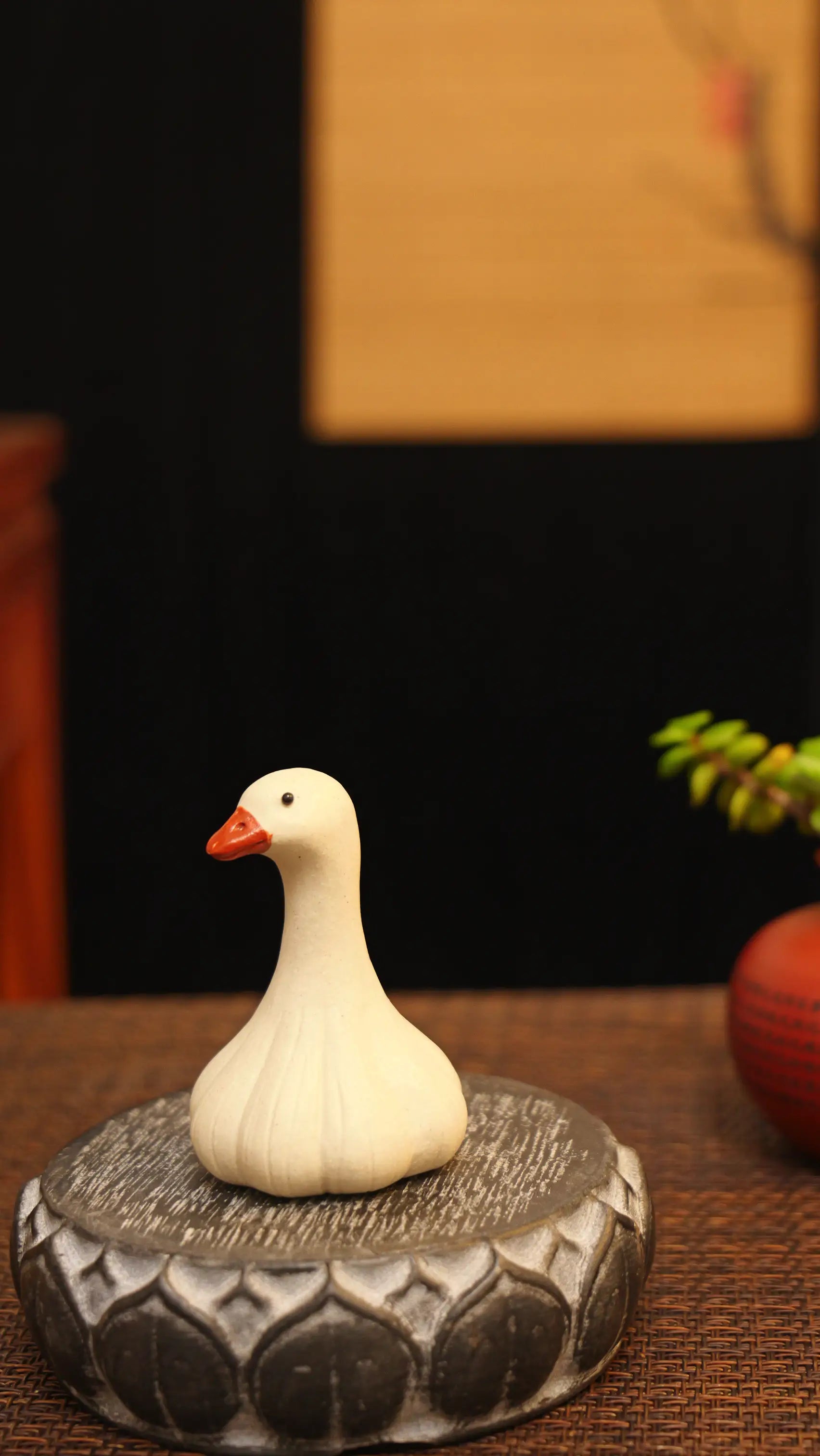 Yixing Zisha Handmade Garlic Goose Tea Pet