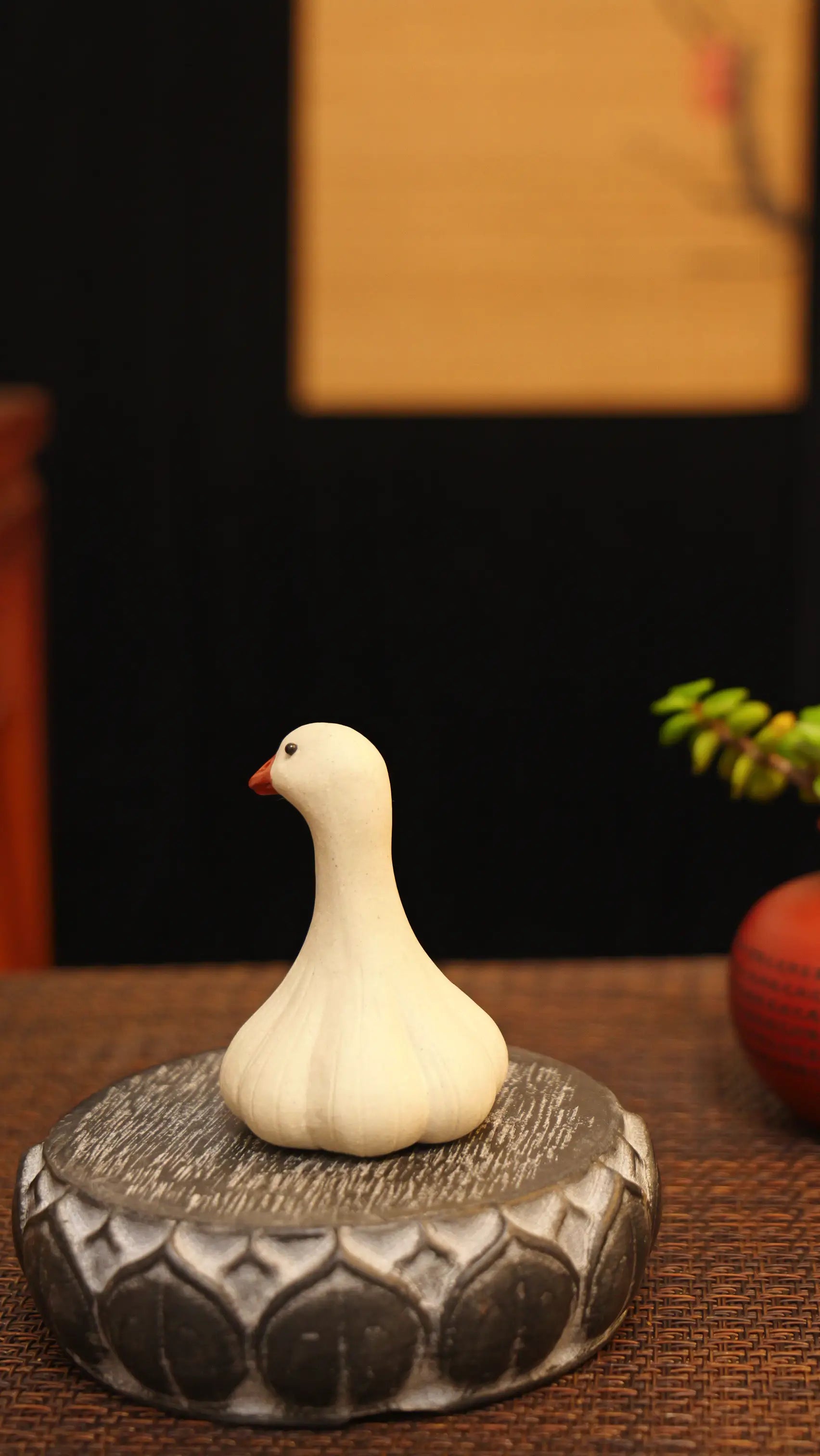 Yixing Zisha Handmade Garlic Goose Tea Pet