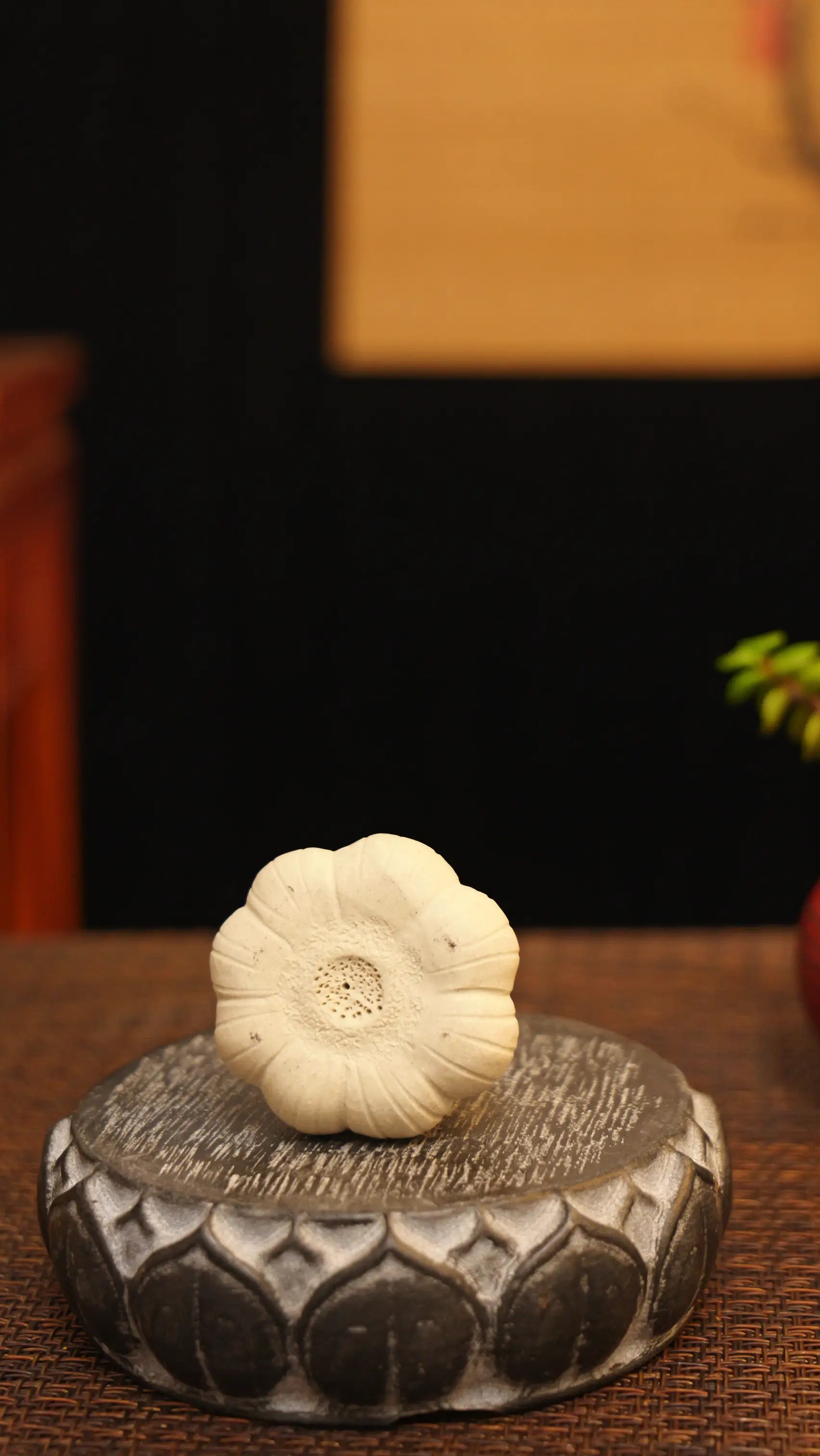 Yixing Zisha Handmade Garlic Goose Tea Pet
