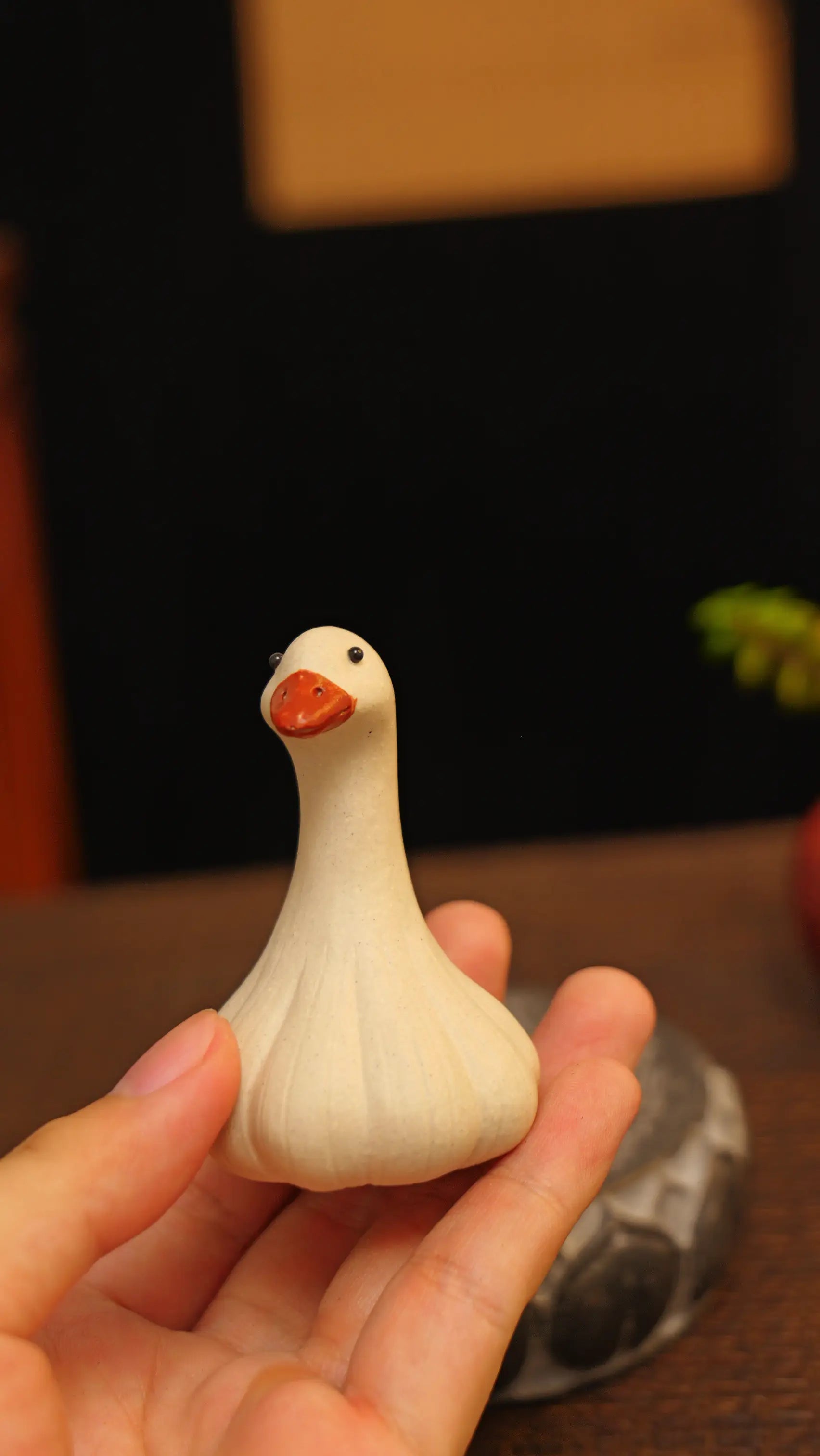 Yixing Zisha Handmade Garlic Goose Tea Pet