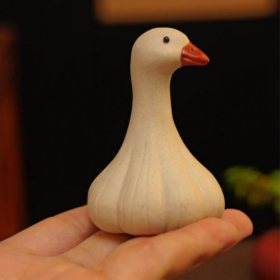 Yixing Zisha Handmade Garlic Goose Tea Pet