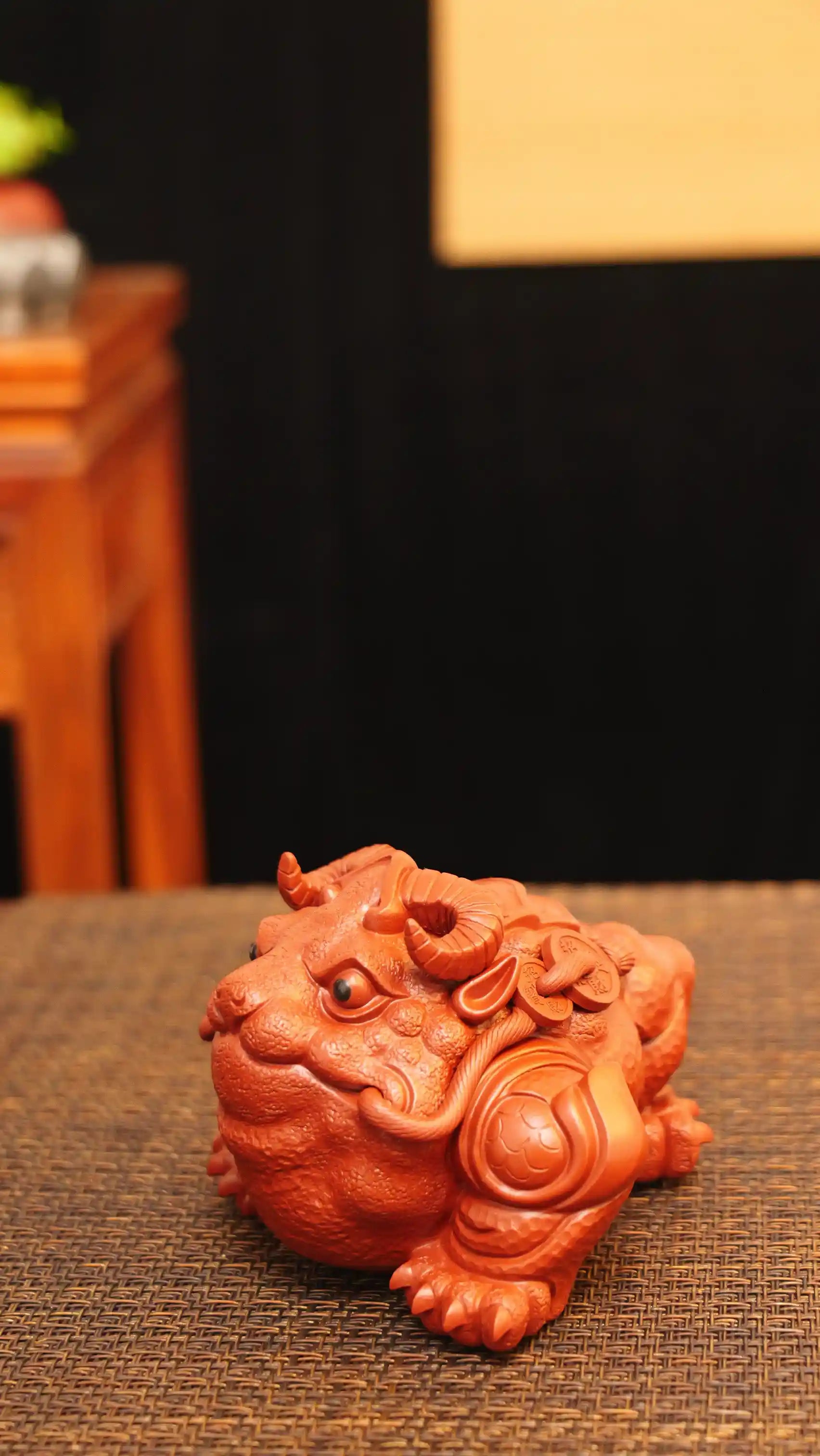 Yixing Zisha Handmade Golden Toad with Goat Horns Tea Pet