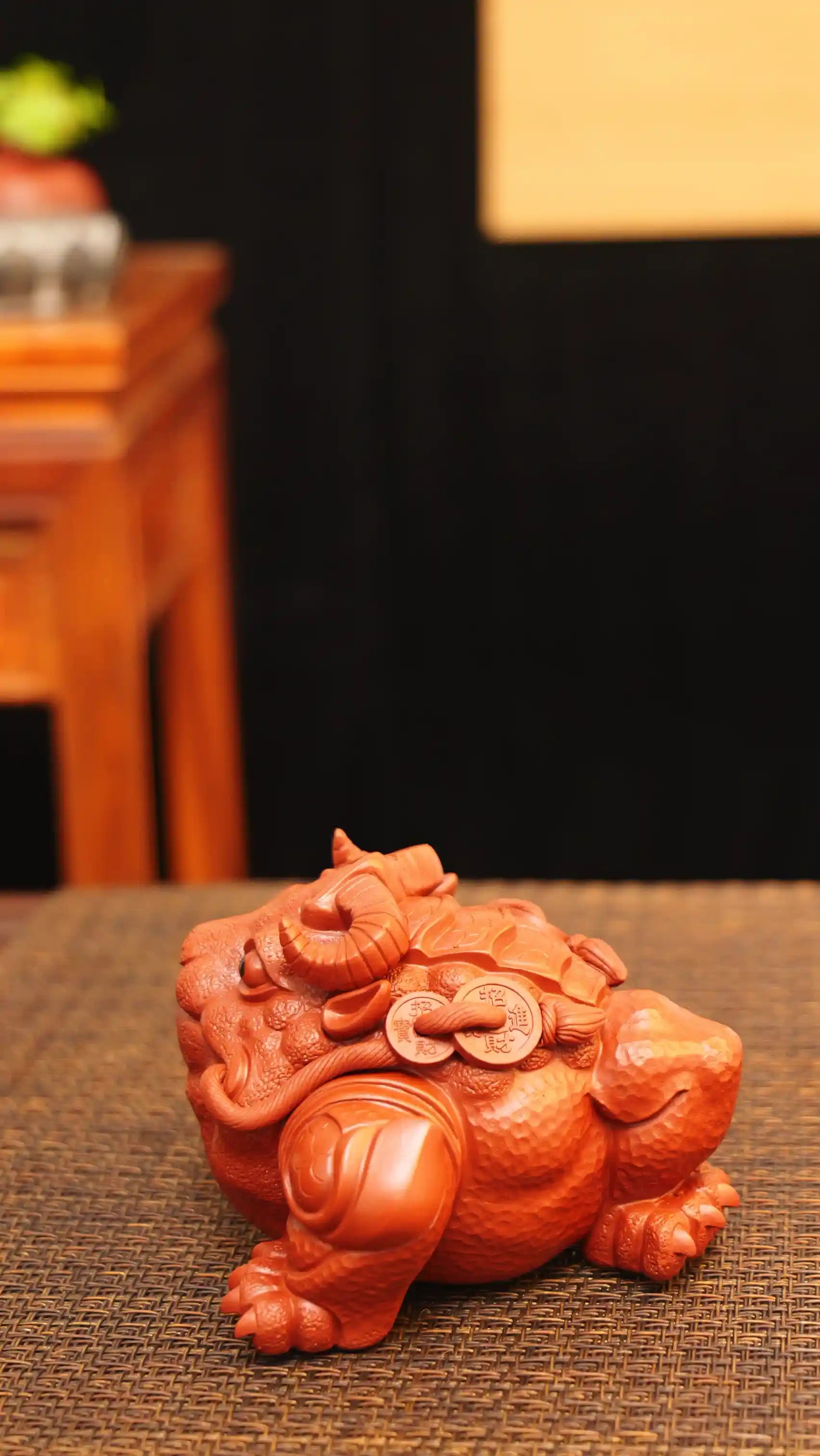 Yixing Zisha Handmade Golden Toad with Goat Horns Tea Pet