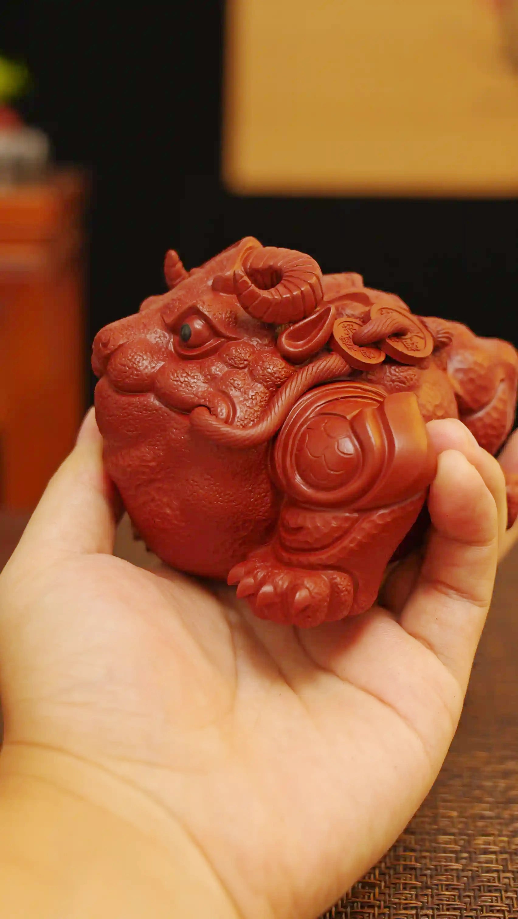 Yixing Zisha Handmade Golden Toad with Goat Horns Tea Pet