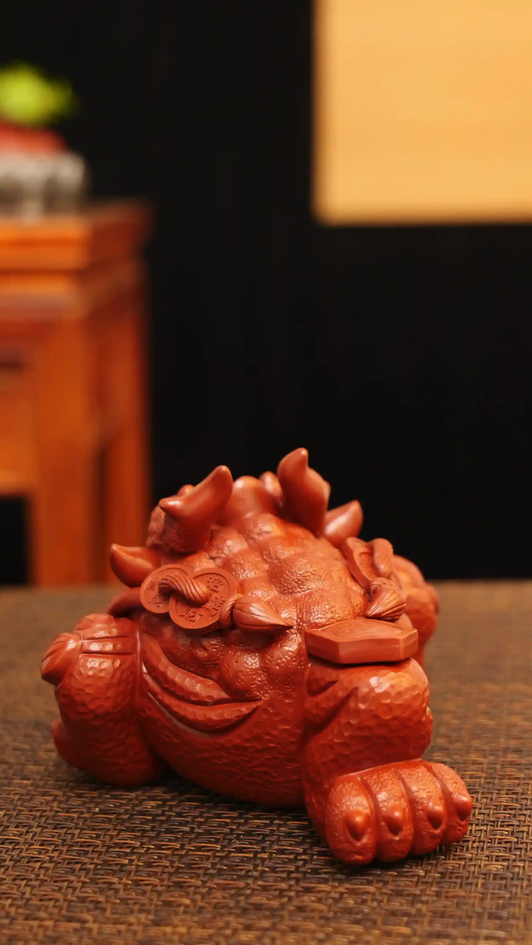 Yixing Zisha Handmade Dragon-horn Toad Tea Pet
