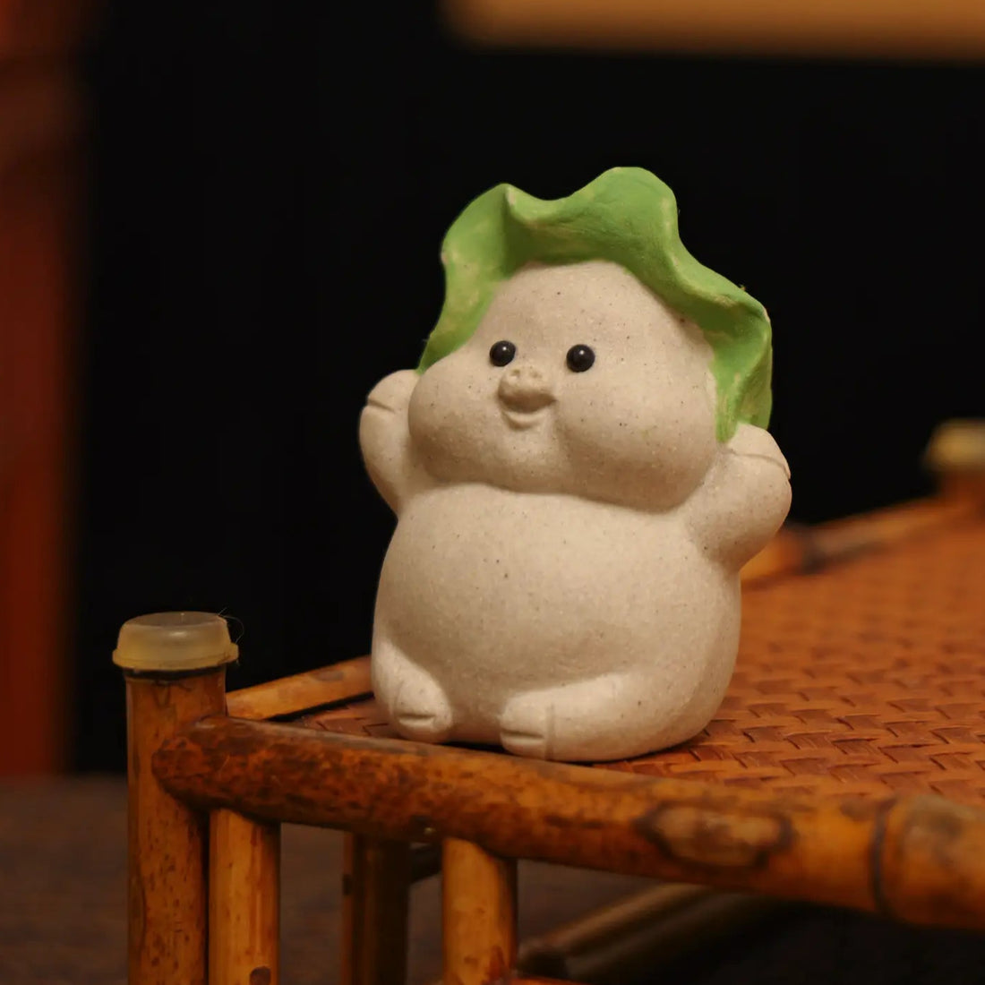 Yixing Zisha Handmade Lotus Leaf Pig Tea Pet