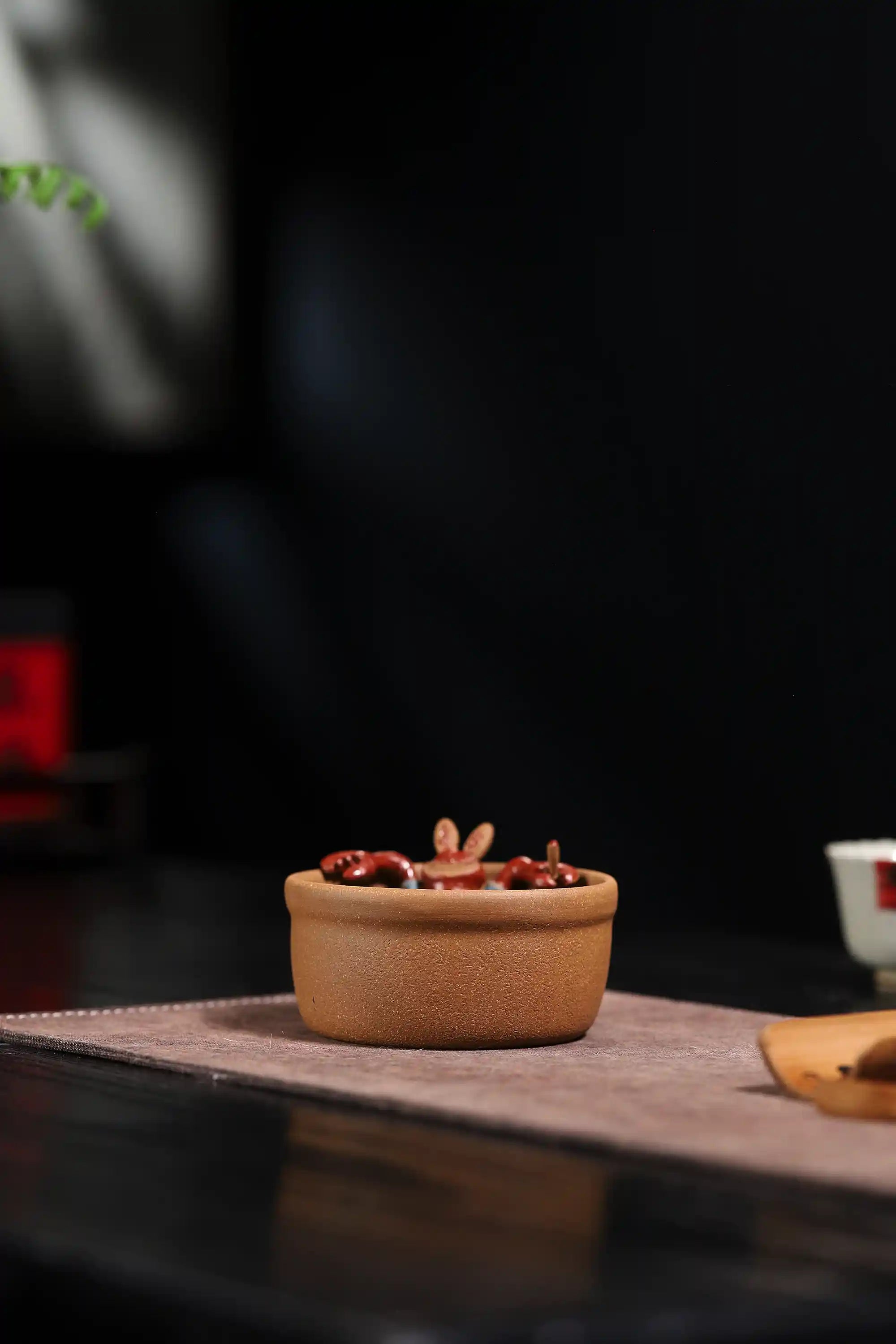 Yixing Zisha Handmade Mr. Krabs Bathing Teacup