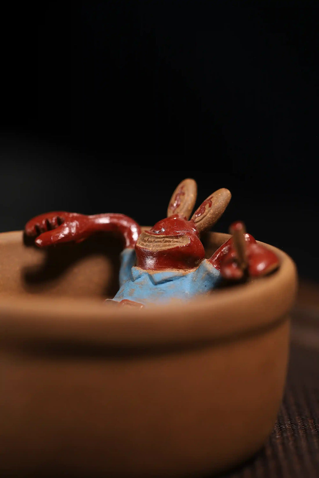 Yixing Zisha Handmade Mr. Krabs Bathing Teacup