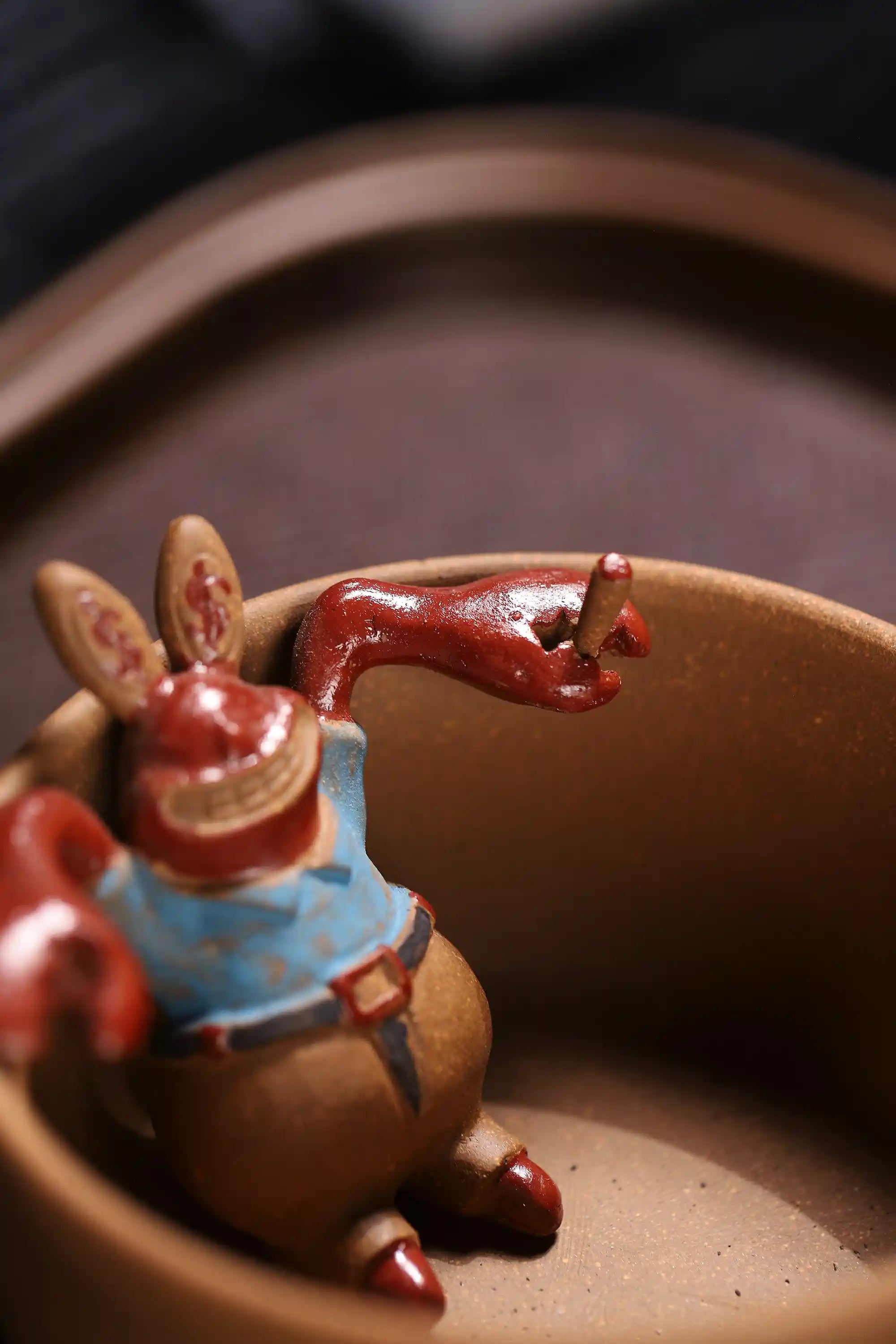 Yixing Zisha Handmade Mr. Krabs Bathing Teacup