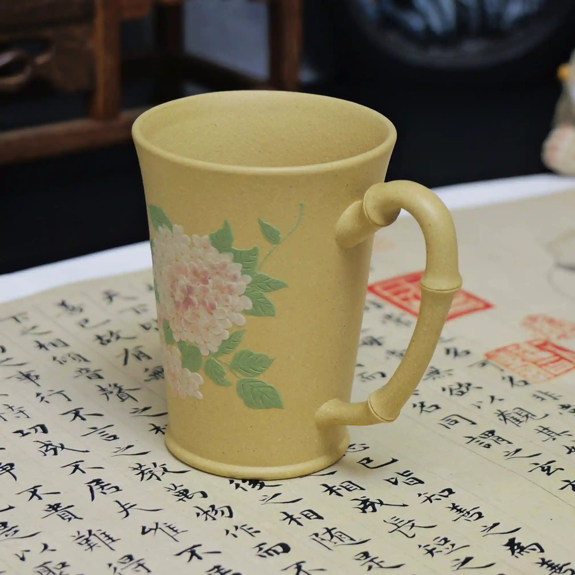 Yixing Zisha Handmade Peony Bamboo-Joint Teacup