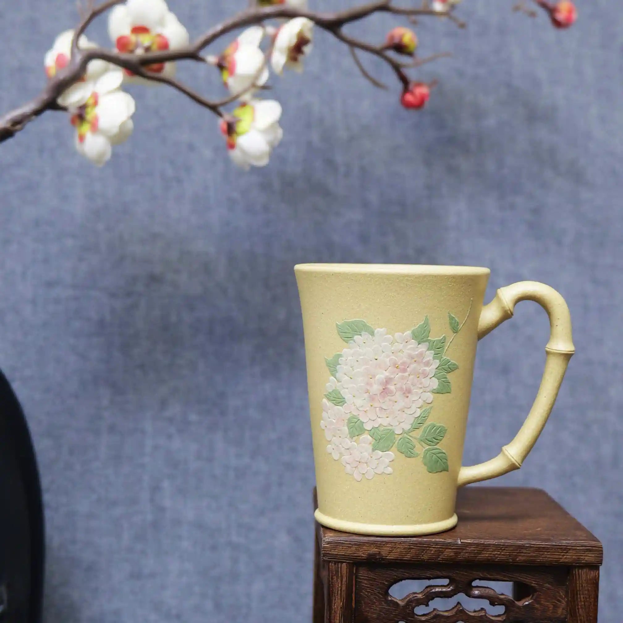 Yixing Zisha Handmade Peony Bamboo-Joint Teacup