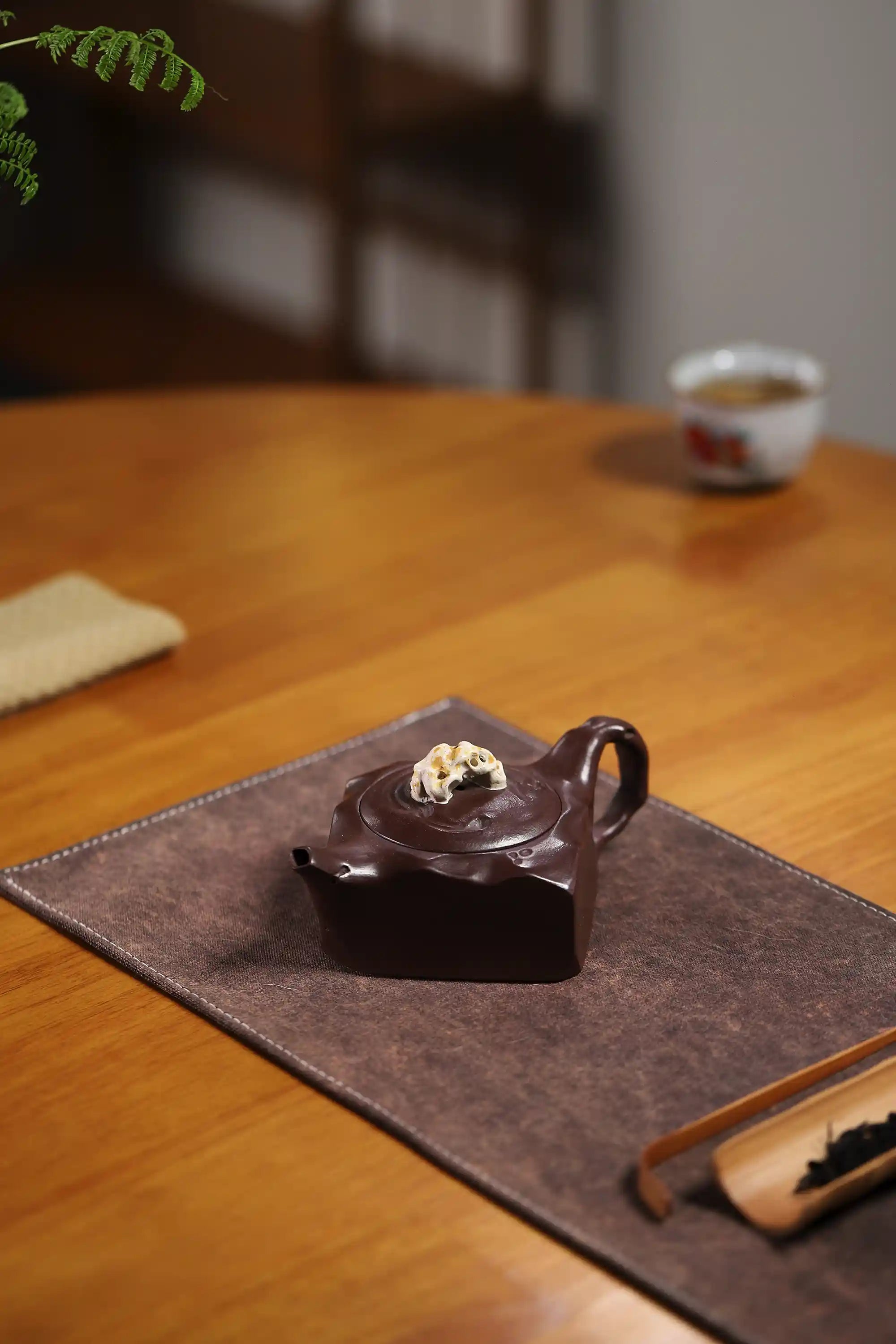 Yixing Zisha Handmade Rockery Square Teapot