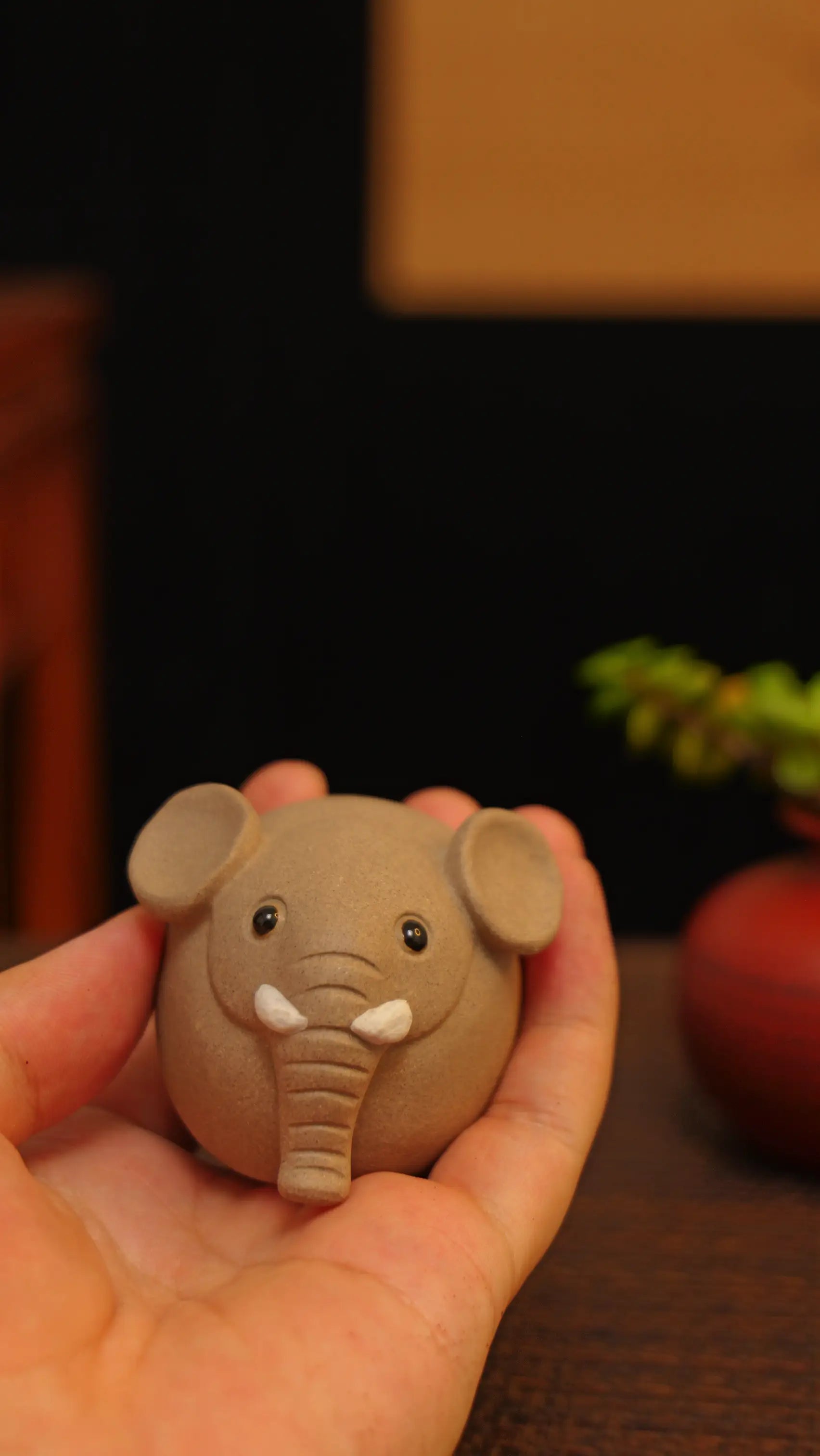 Yixing Zisha Handmade Round Elephant Tea Pet
