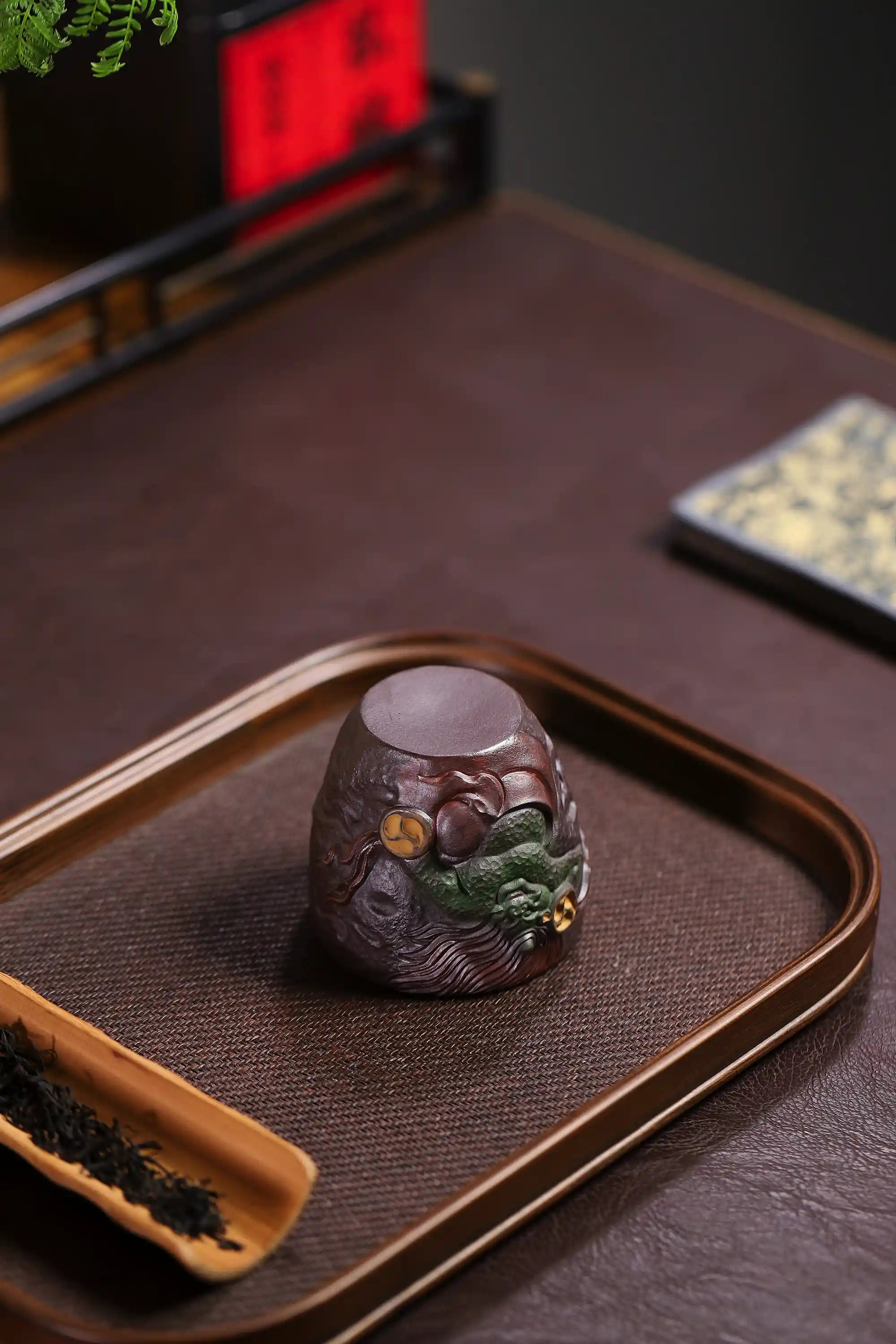 Yixing Zisha Handmade Shanhaijing Electric God Tea Cup