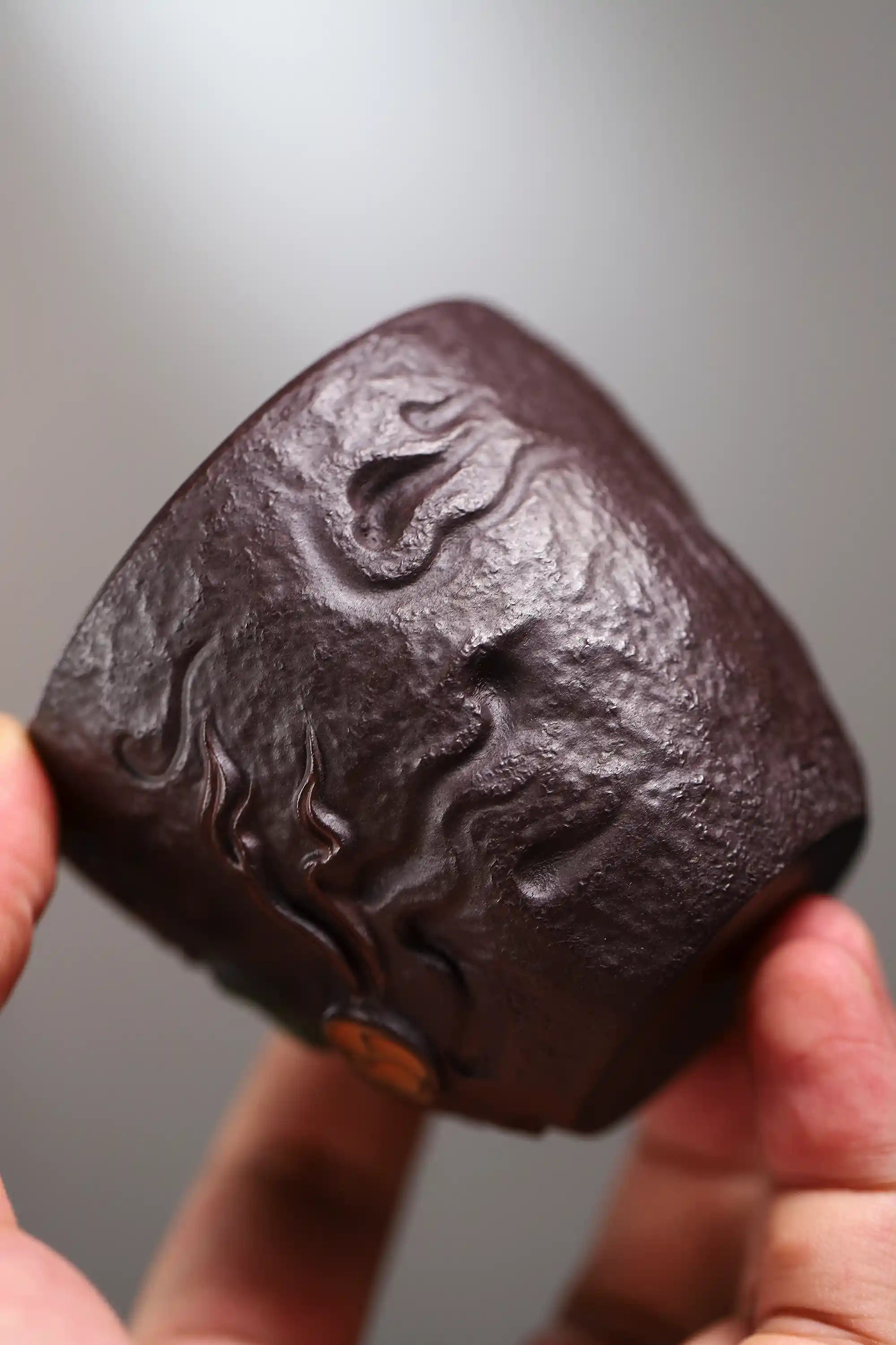 Yixing Zisha Handmade Shanhaijing Electric God Tea Cup