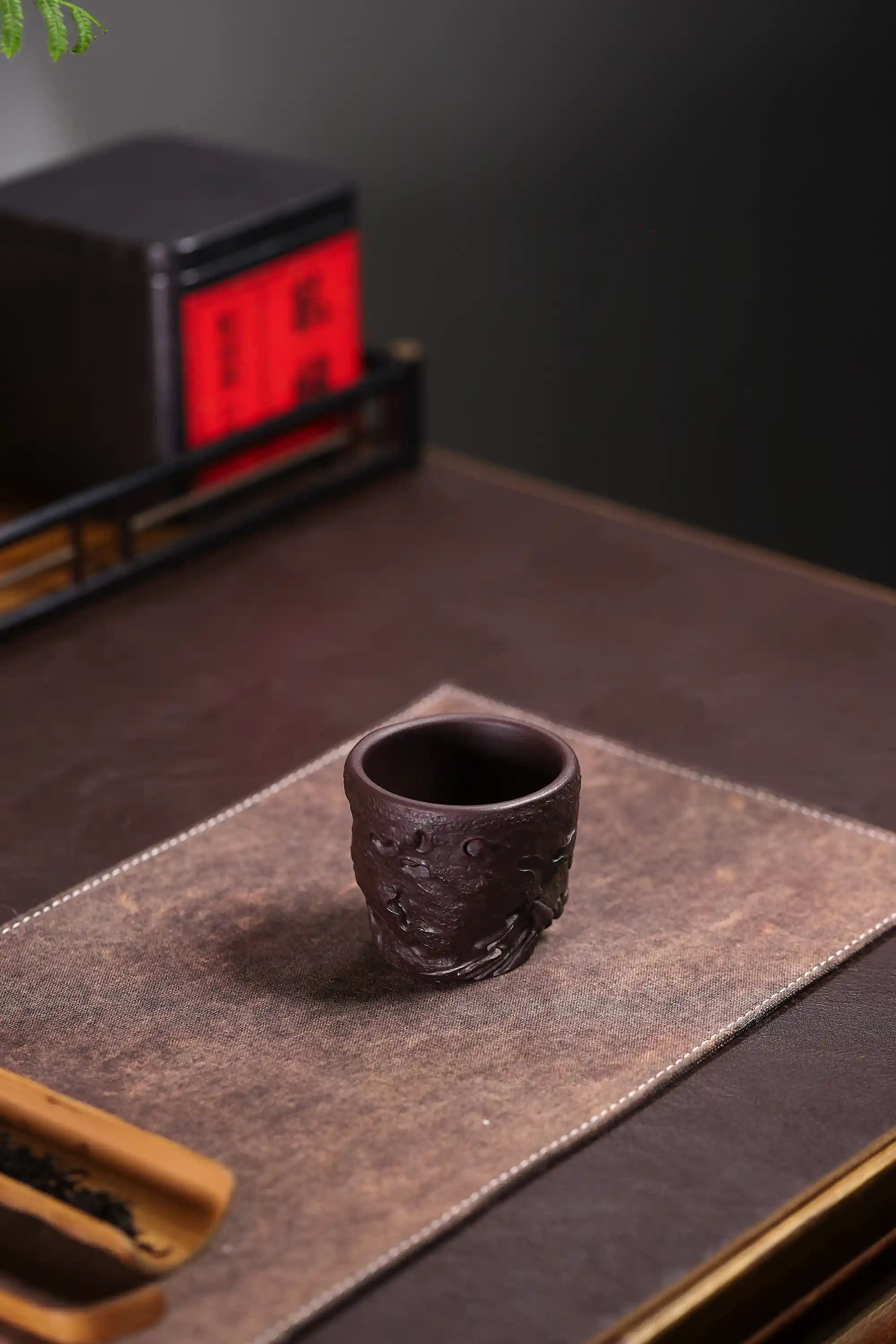 Yixing Zisha Handmade Shanhaijing Thunder God Tea Cup