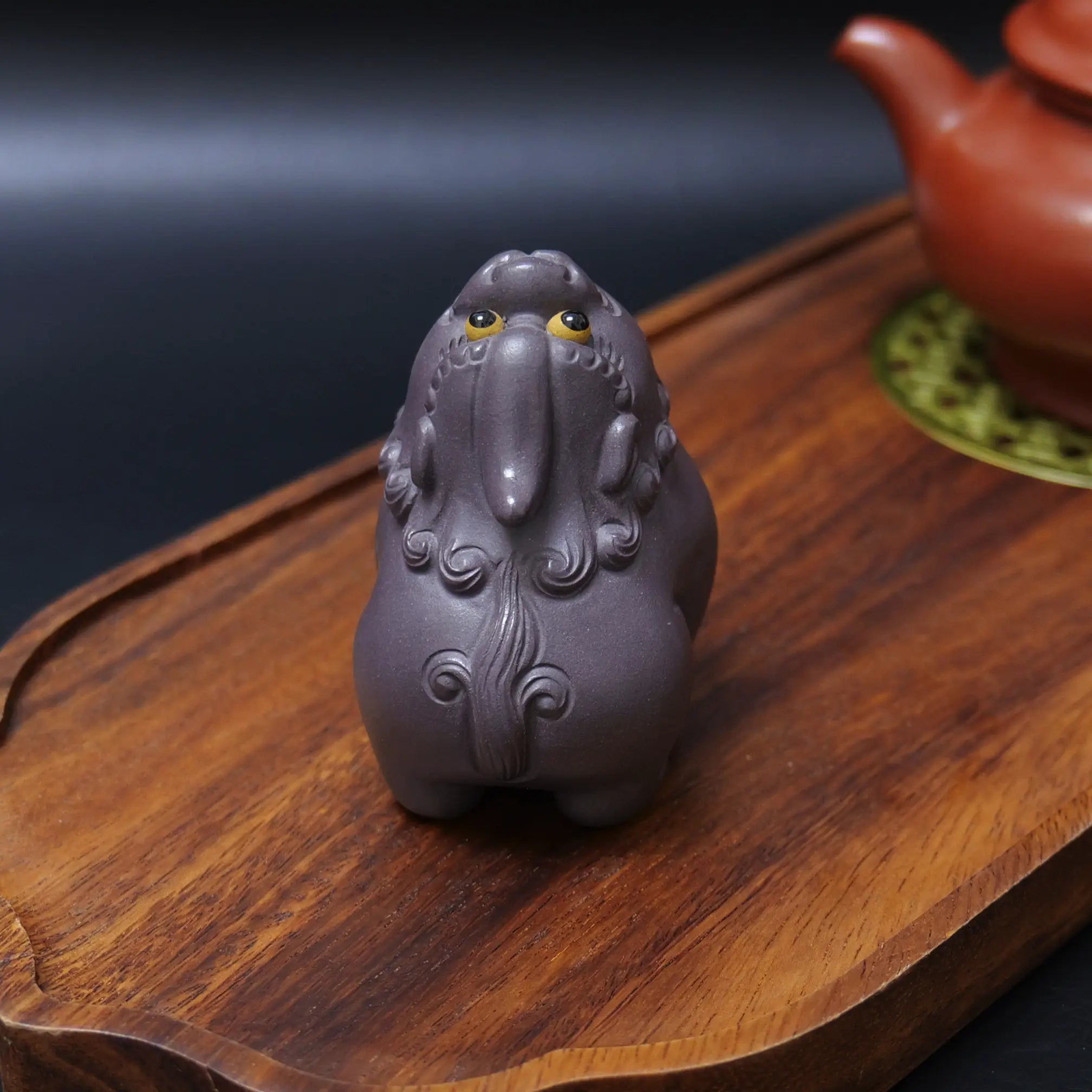 Yixing Zisha Handmade Skyward Lion Tea Pet (Auspicious Guardian Style)
